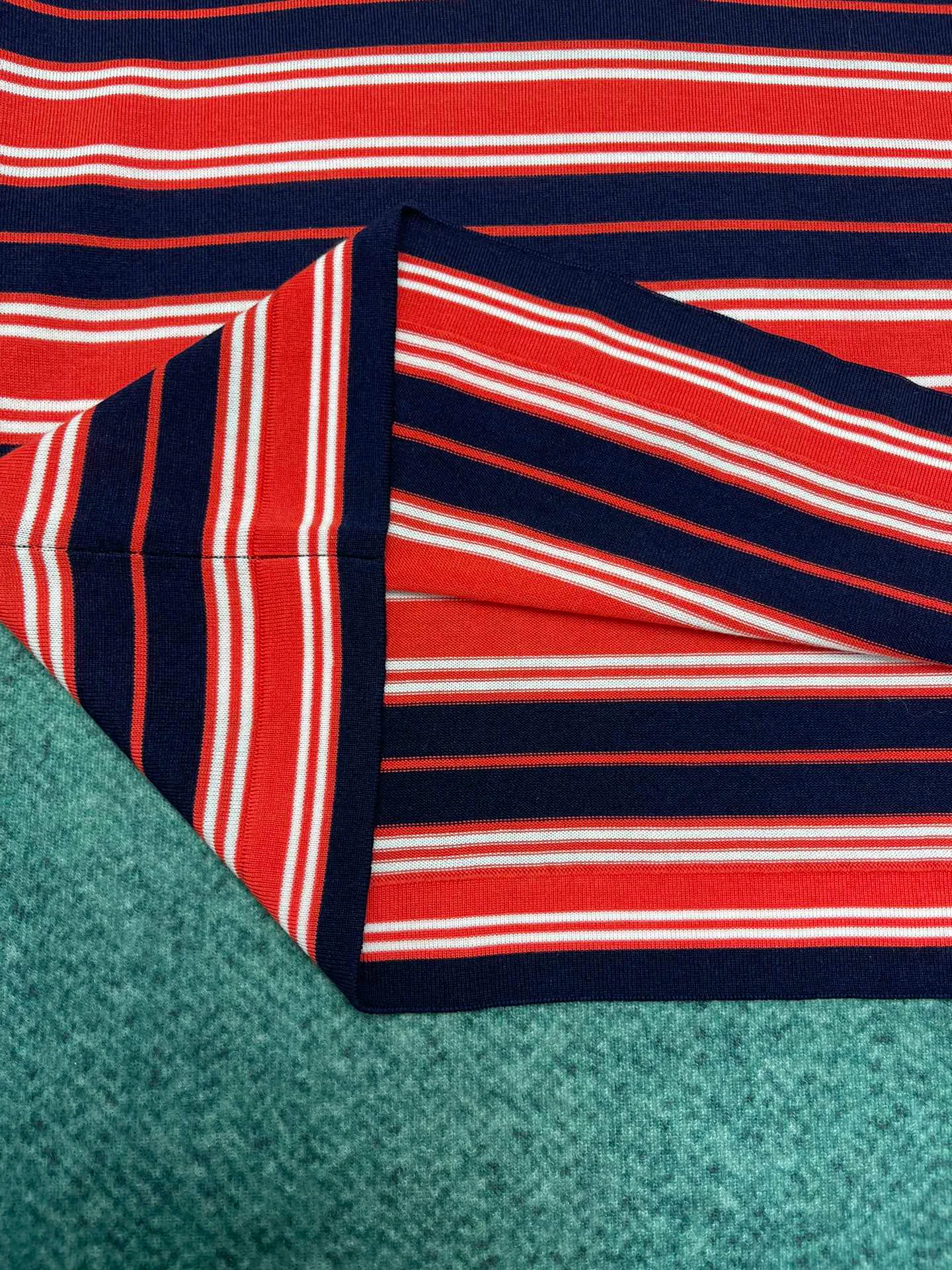 Лонгсливы Женские Prada 20533