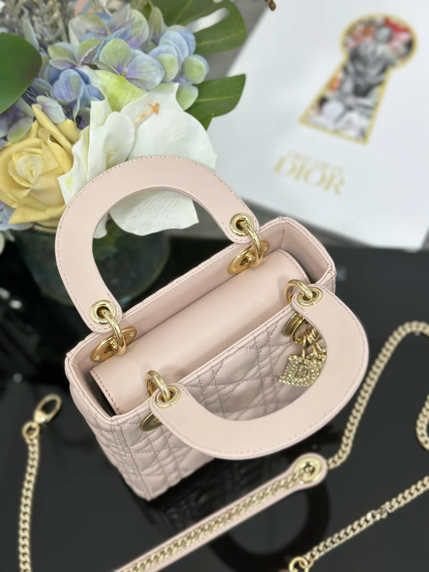 Классические Сумки Женские Christian Dior 11412560