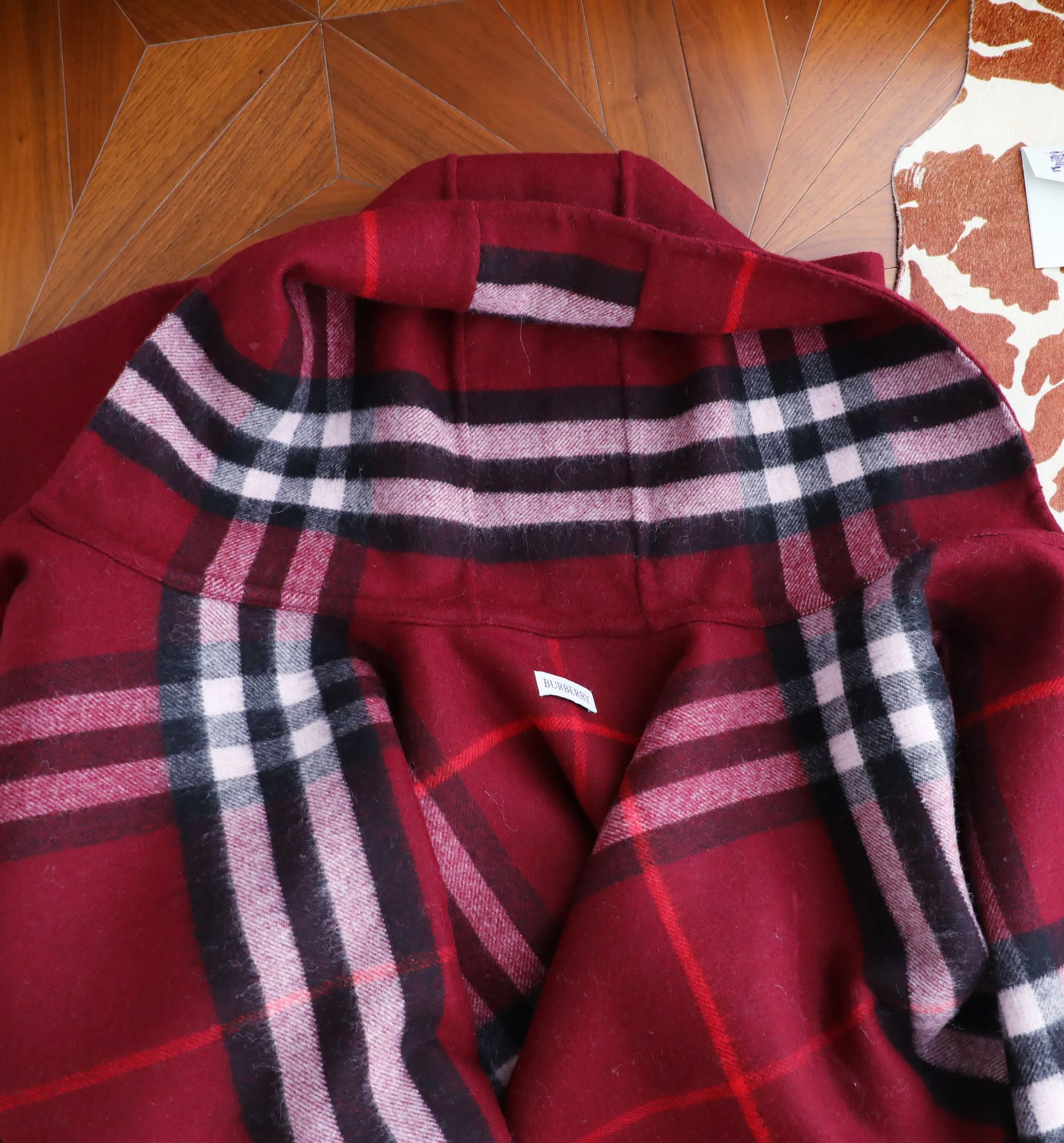 Пальто Женские Burberry 19313911