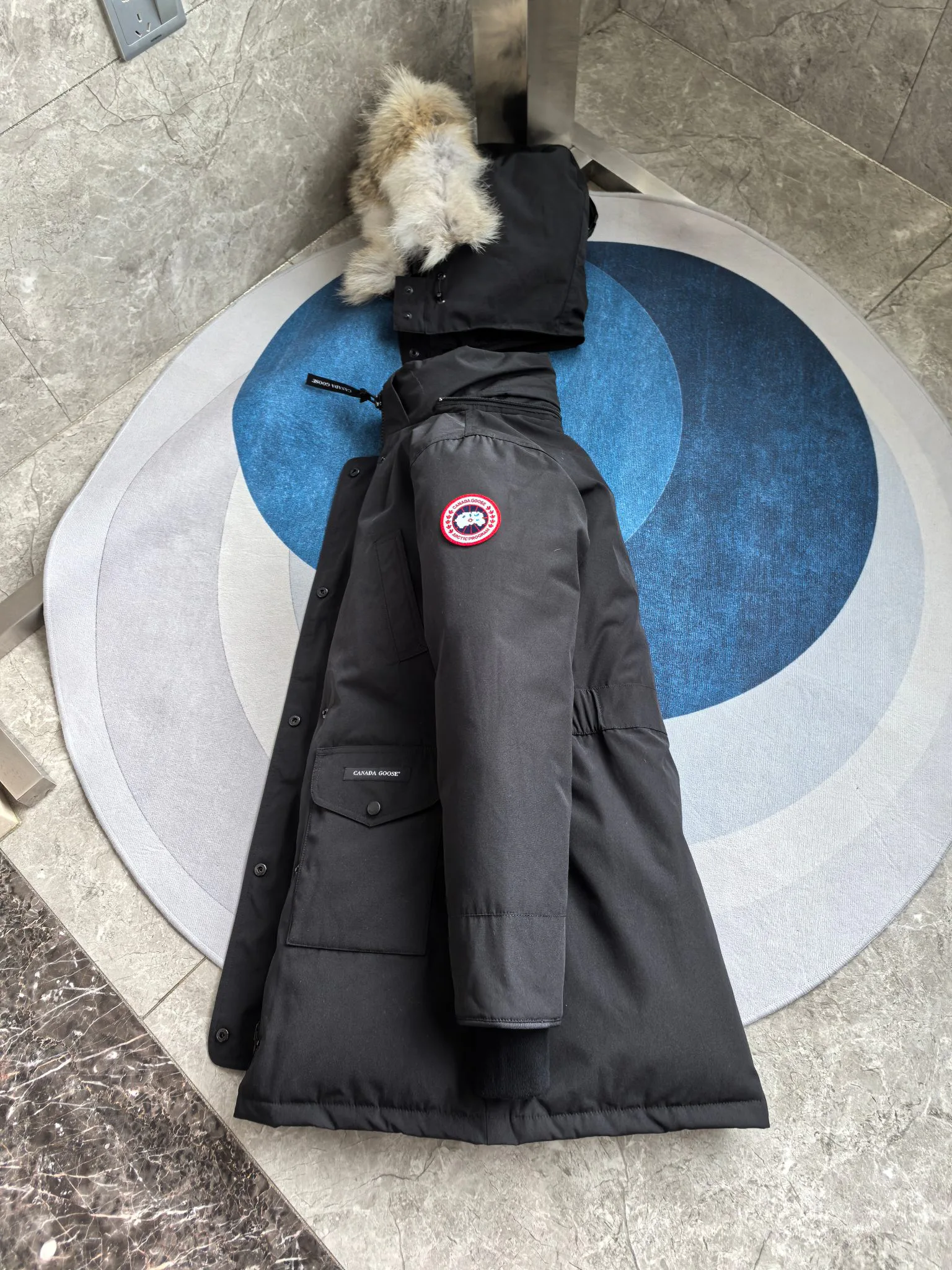 Куртки И Пуховики Женские Canada Goose 18188610