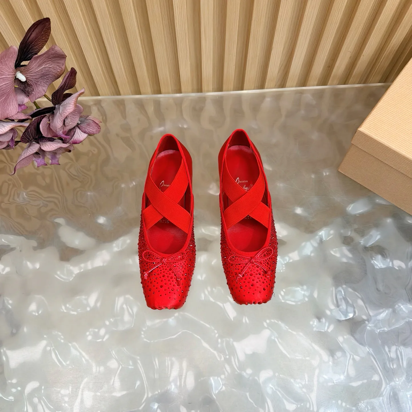 Туфли Женские Christian Louboutin 3901541