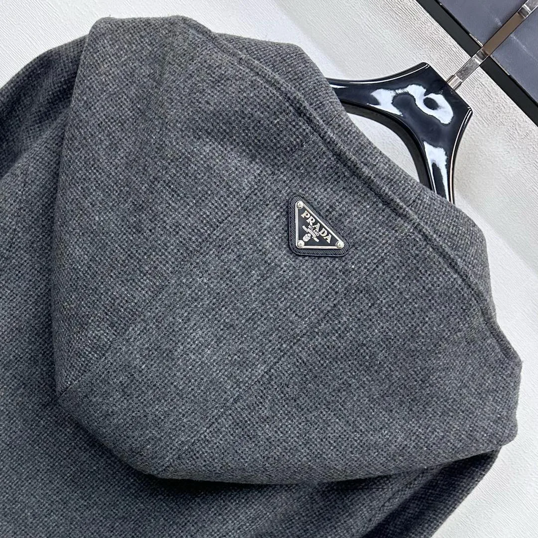 Куртки И Пуховики Женские Prada 1941958