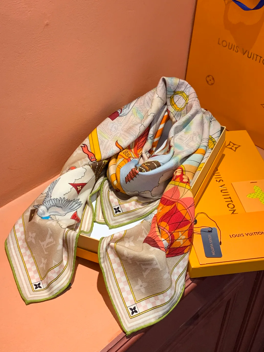 Шарфы Louis Vuitton 895222