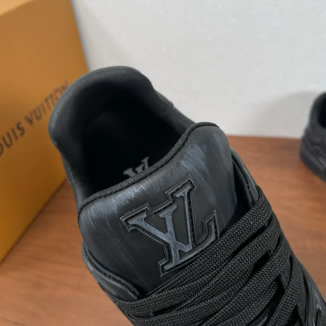 Кроссовки Женские Louis Vuitton 155185