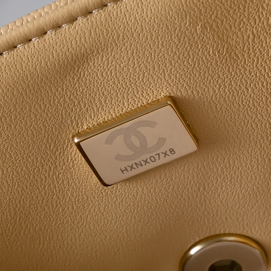 Классические Сумки Женские Chanel 18147800