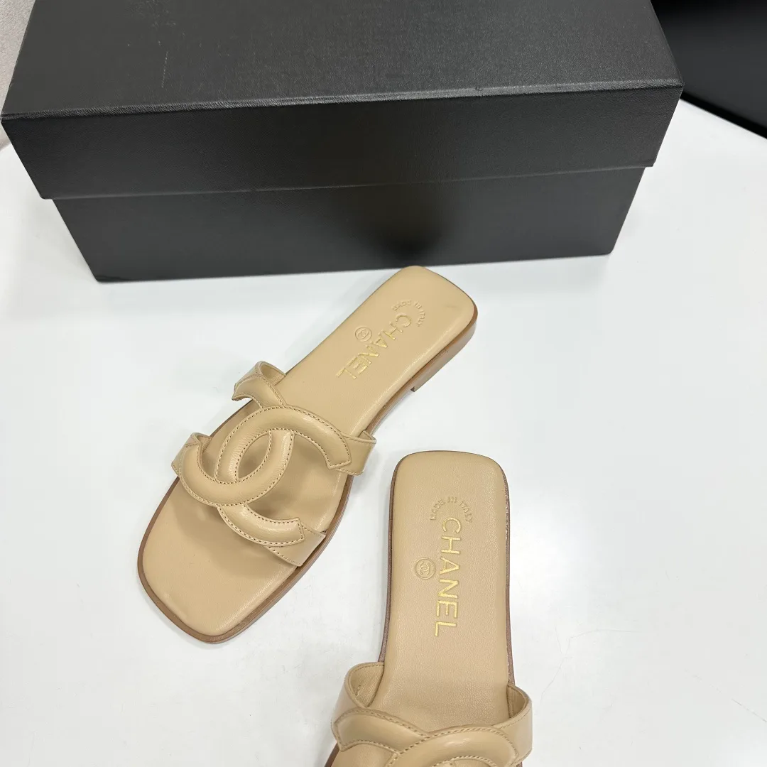 Шлепанцы Женские Chanel 11529466