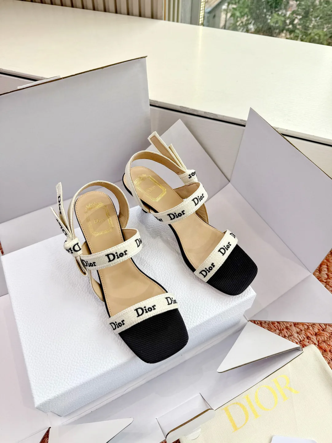 Босоножки Женские Christian Dior 13370883