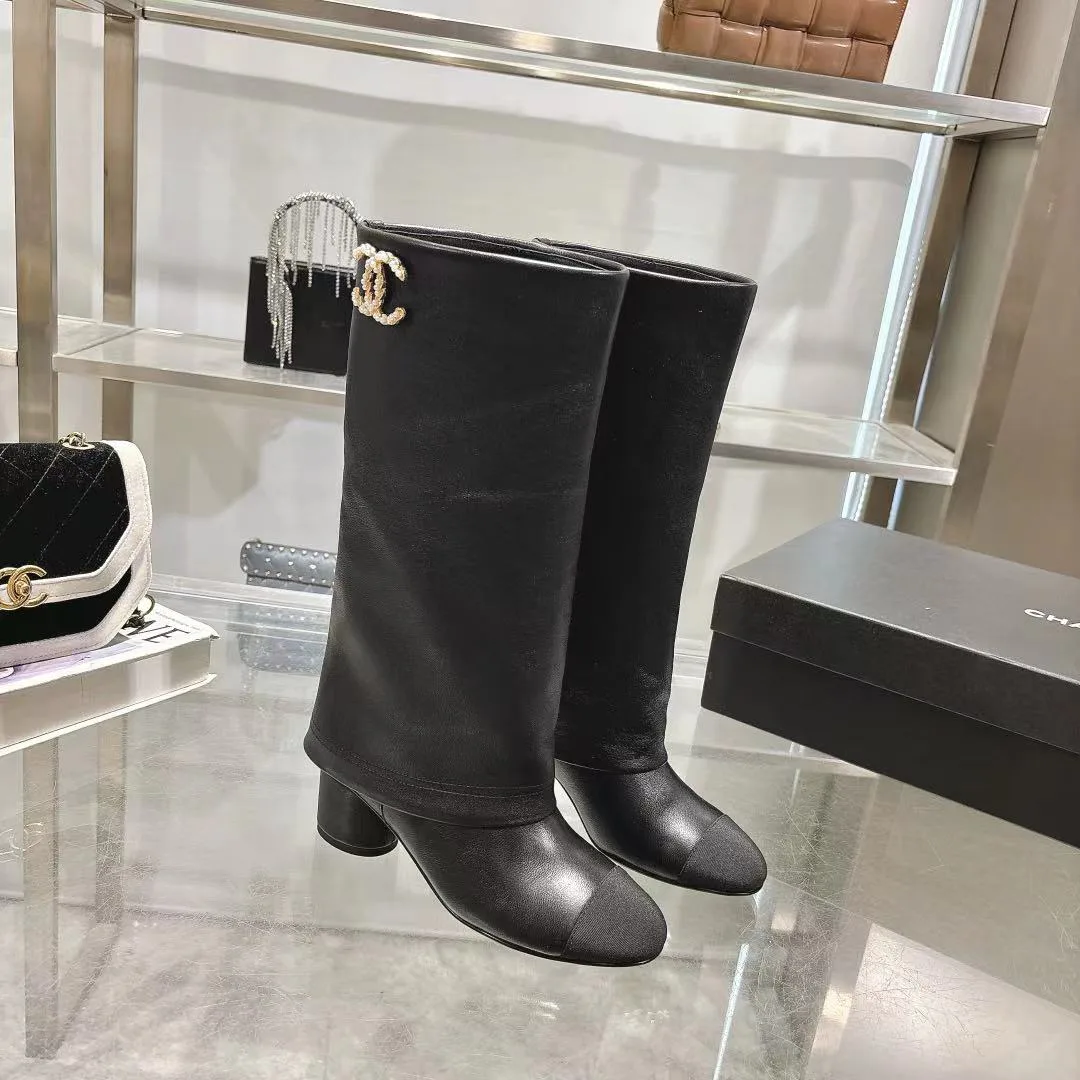 Сапоги Женские Chanel 18034419