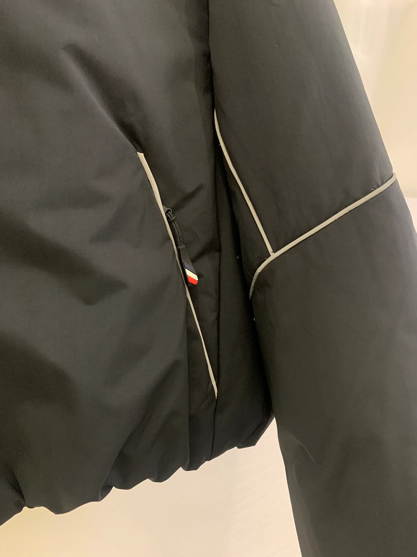 Куртки И Пуховики Женские Moncler 18723720