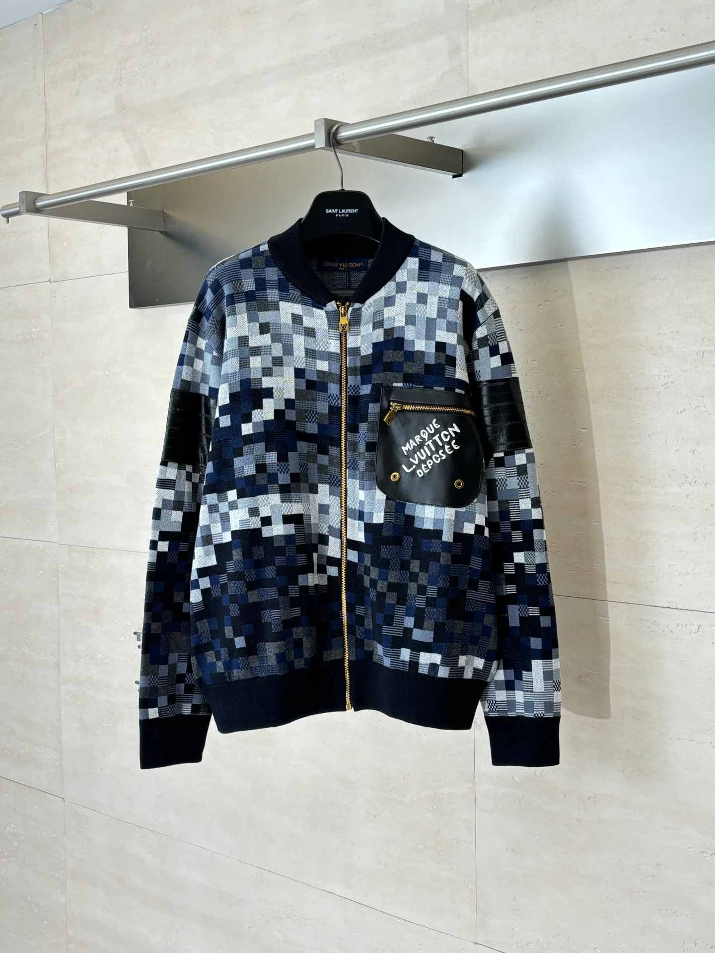 Куртки И Пуховики Мужские Louis Vuitton 11756556