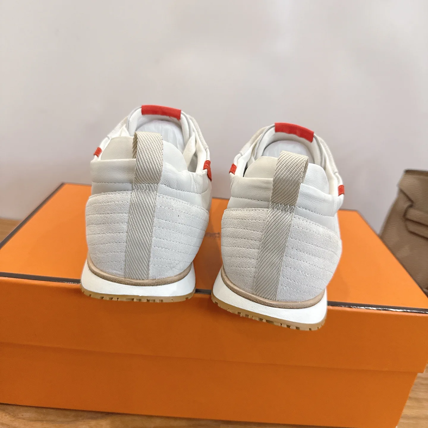 Кроссовки Женские Hermes 528545