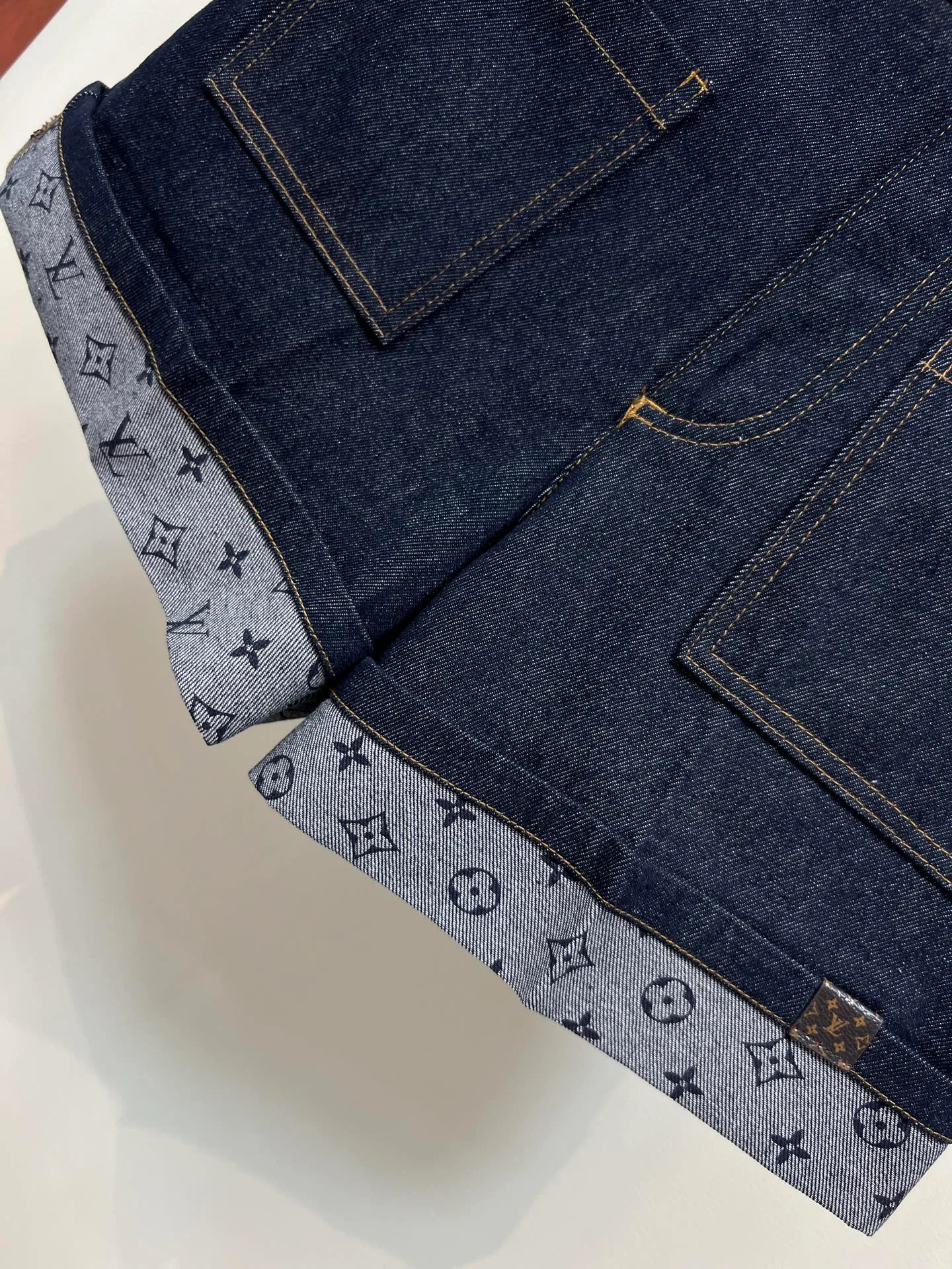 Шорты Женские Louis Vuitton 11006765