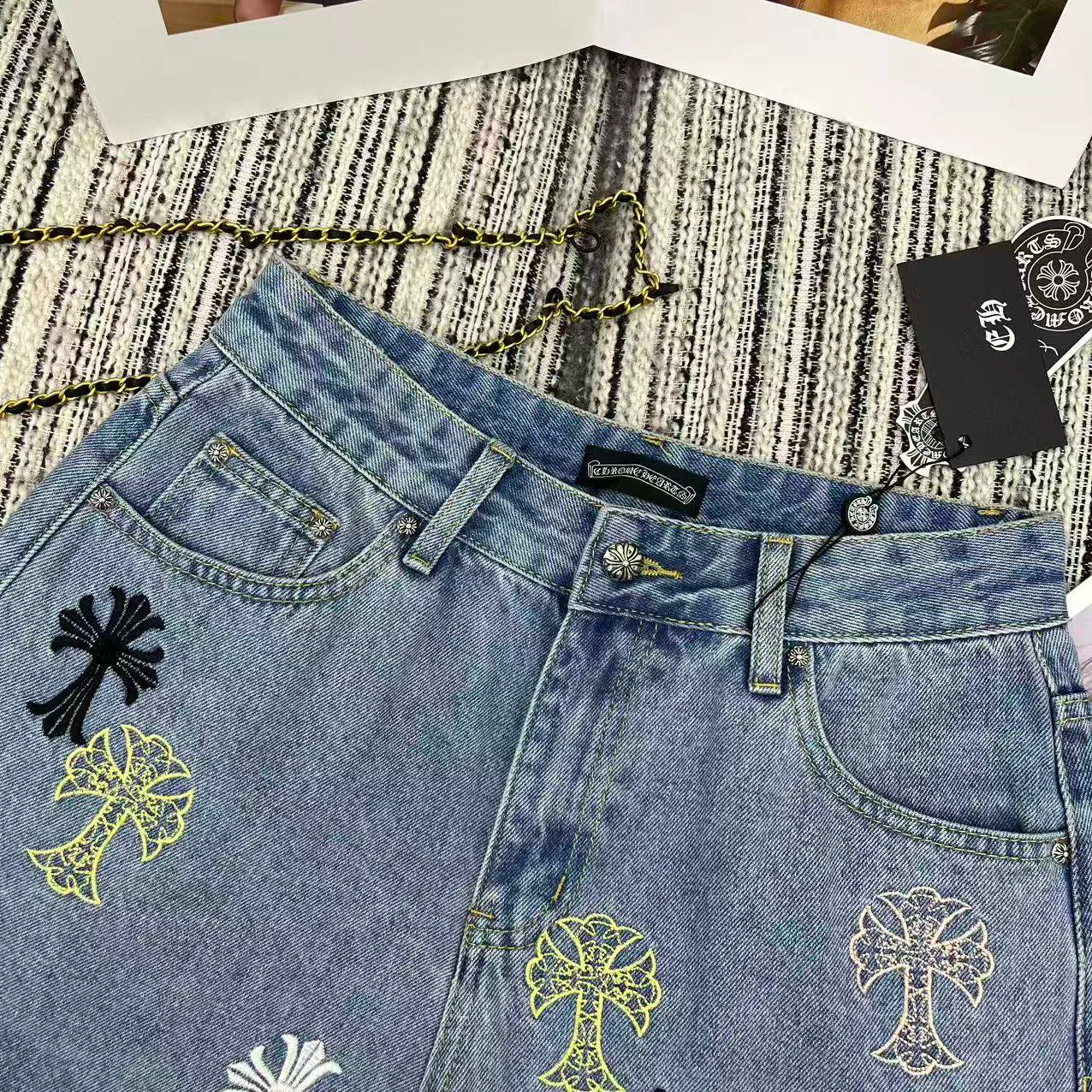 Шорты Женские Chrome Hearts 11559372