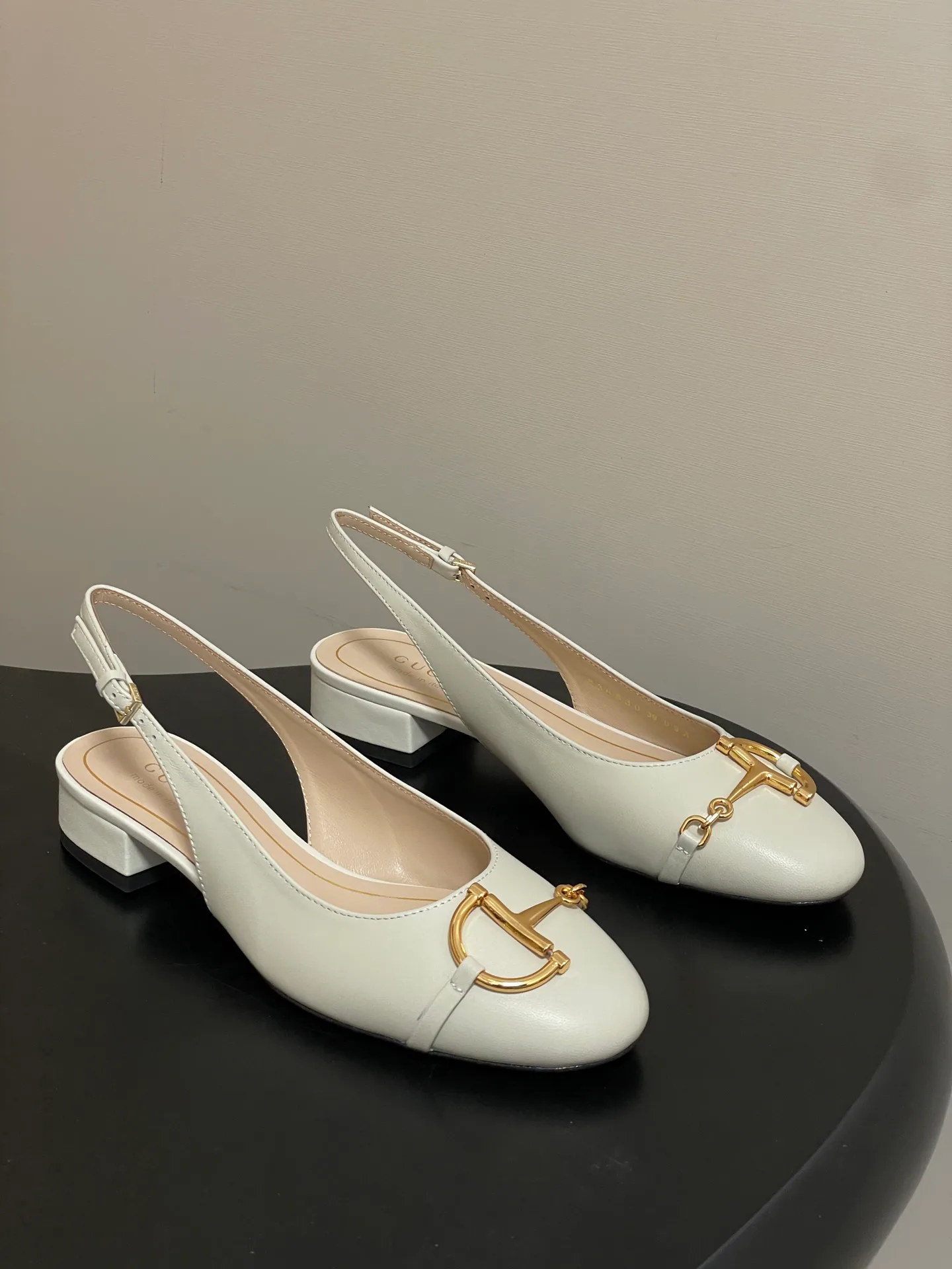 Туфли Женские Gucci 878973