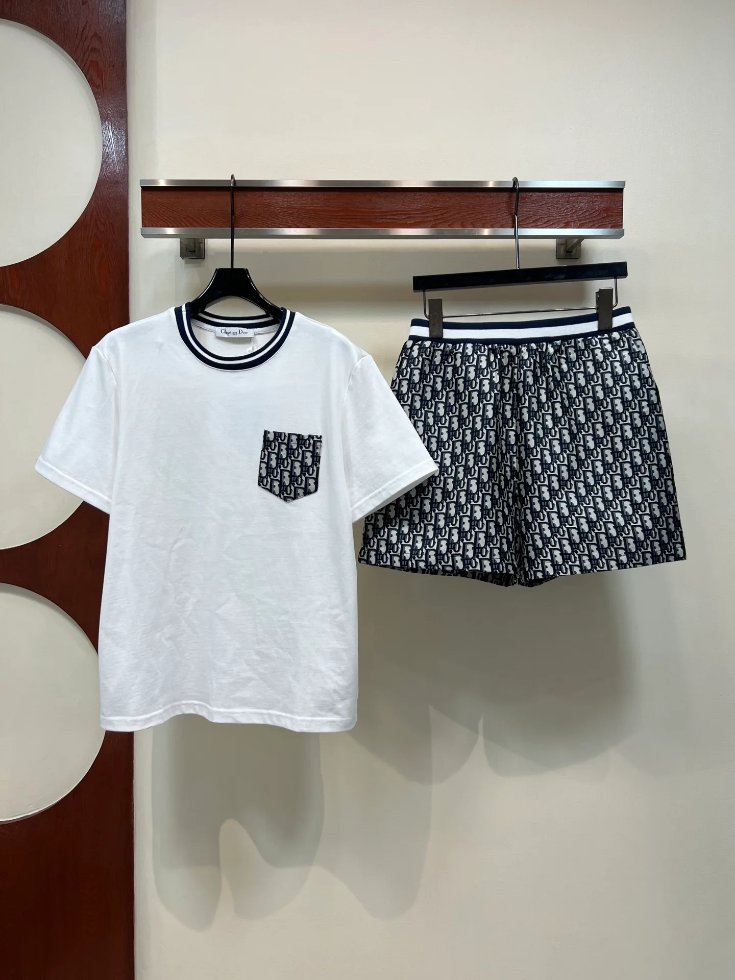 Костюмы Женские Christian Dior 11490024