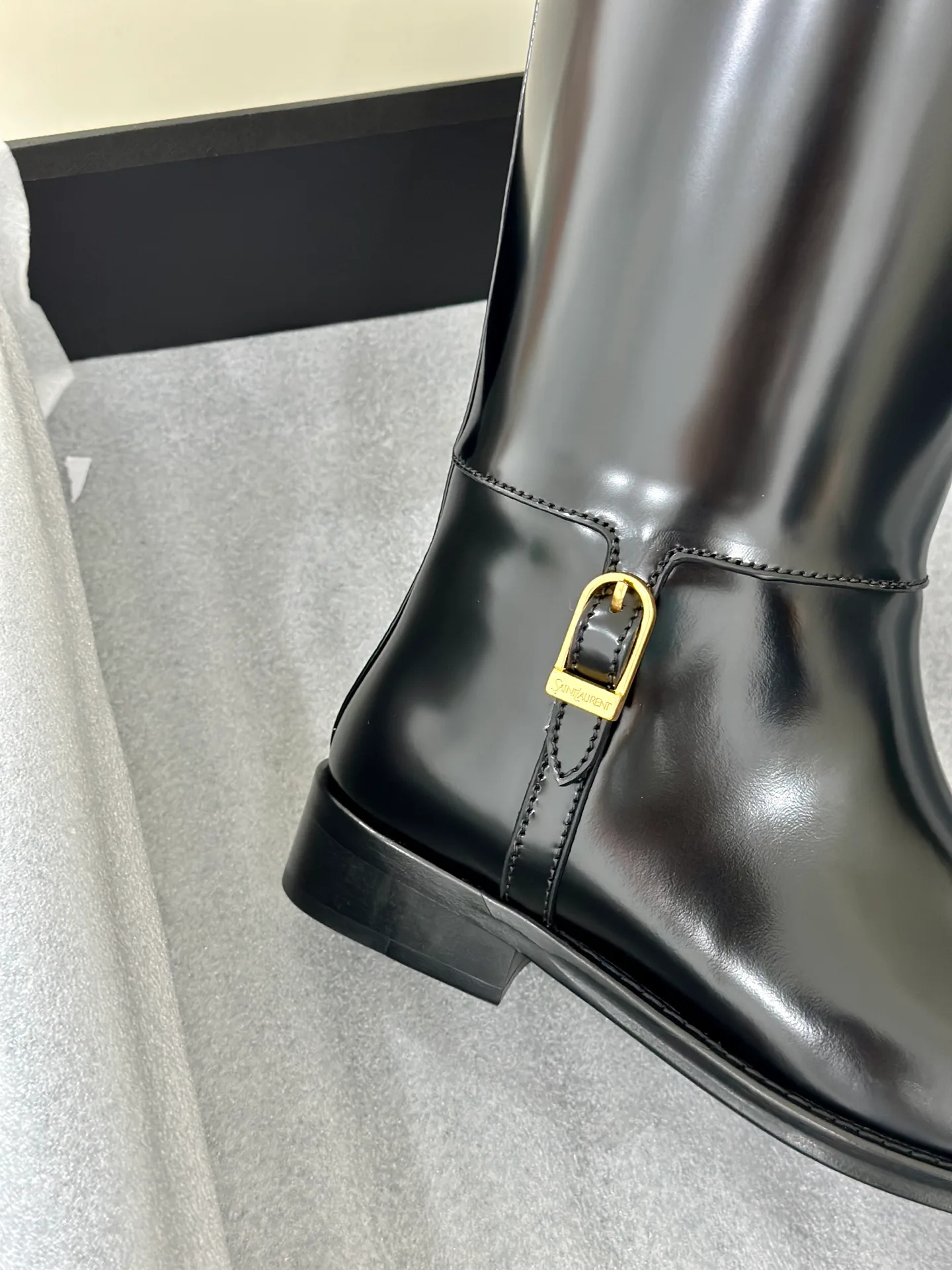 Сапоги Женские Saint Laurent 18080160