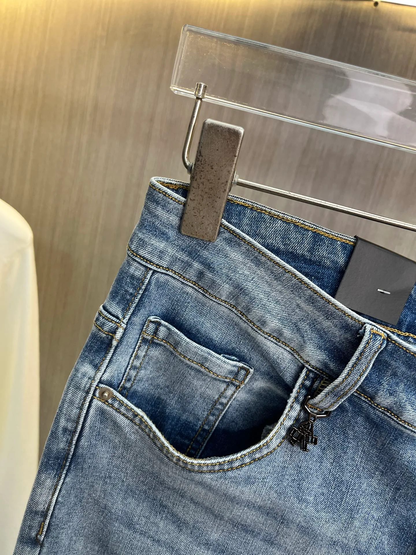 Джинсы Мужские Prada 18492079