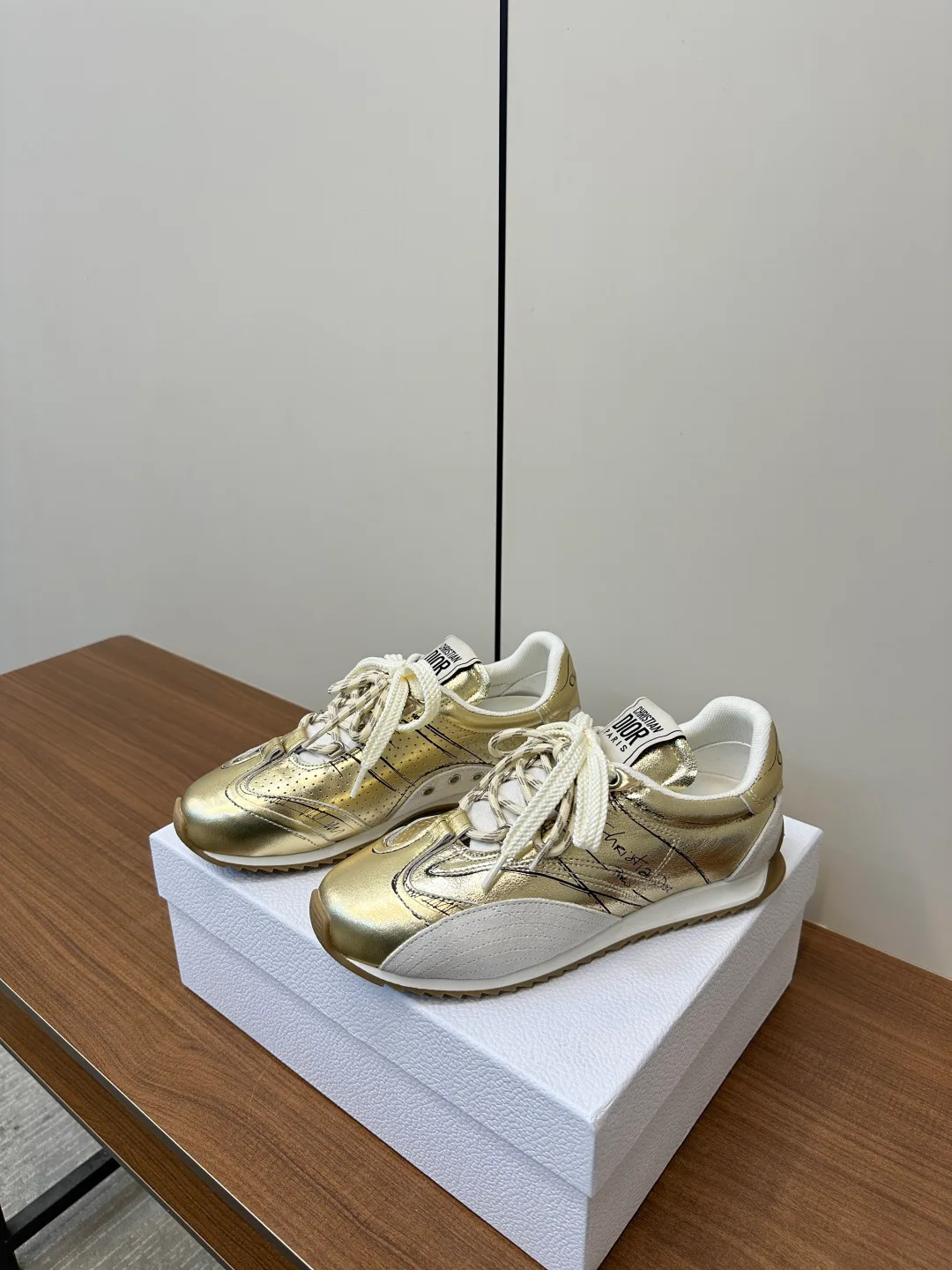 Кроссовки Женские Christian Dior 18616