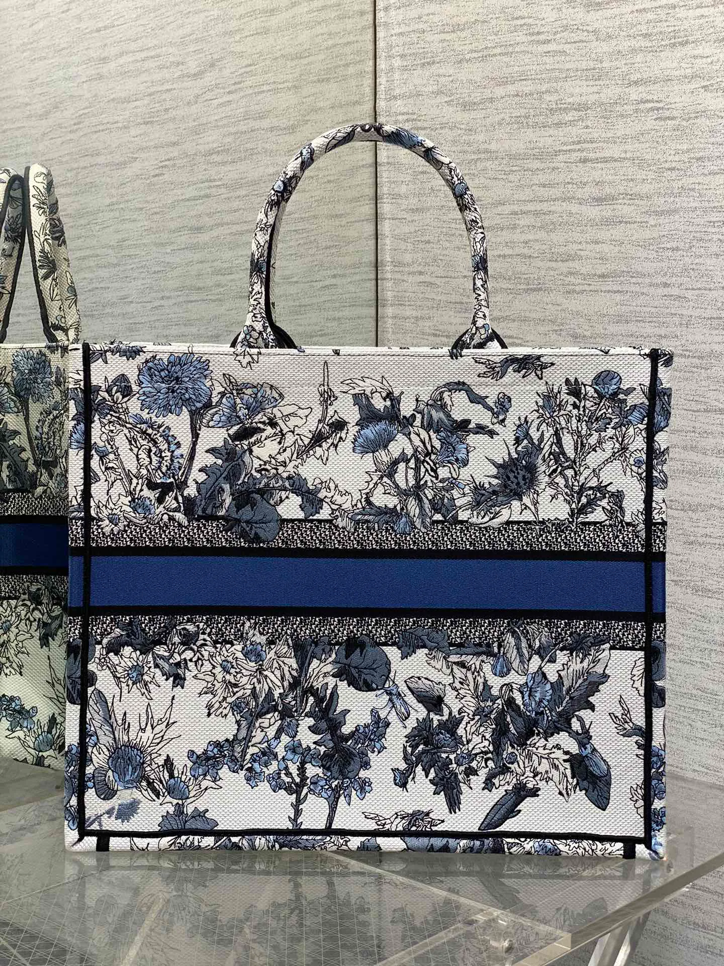 Классические Сумки Женские Christian Dior 13227200