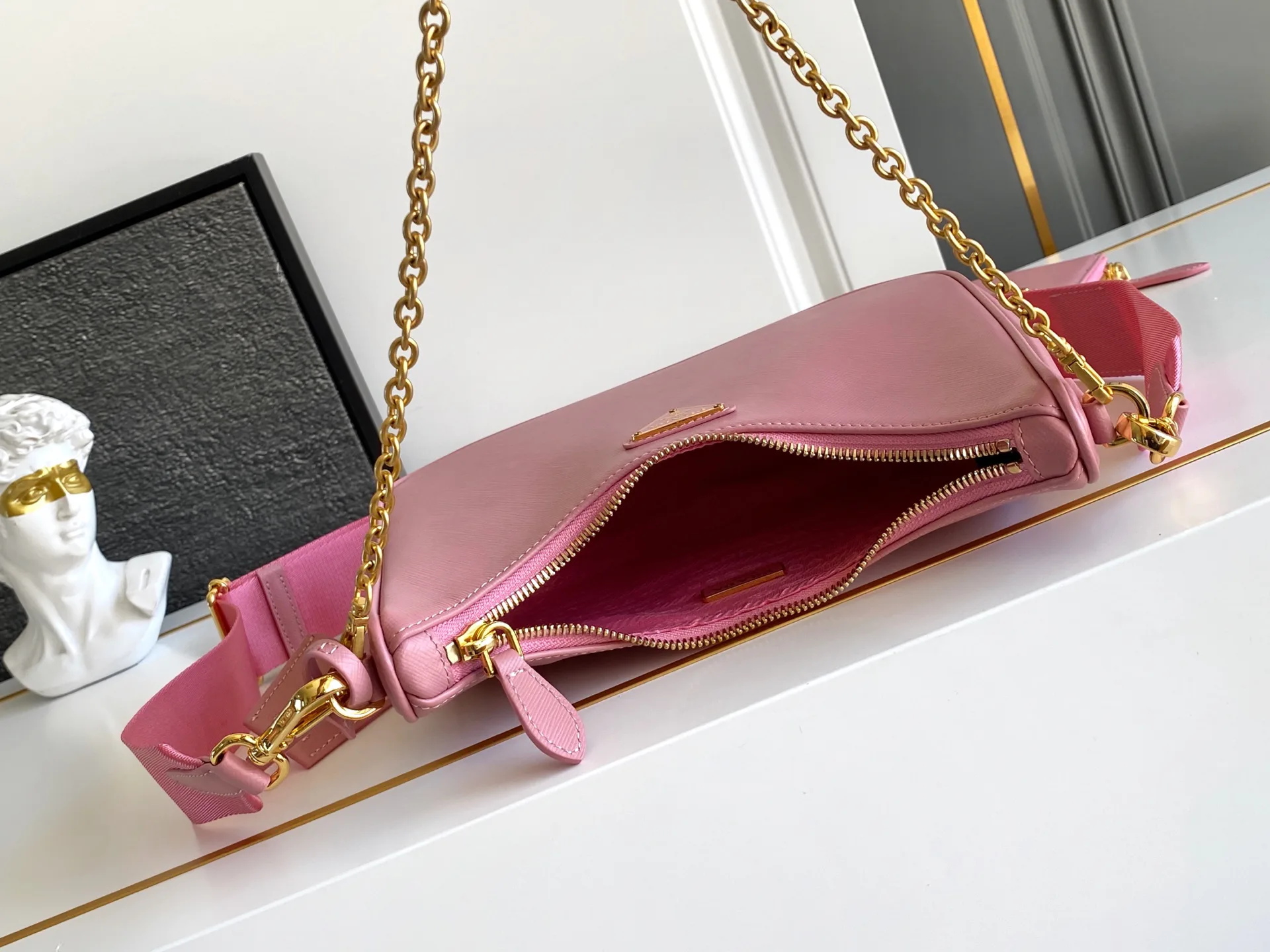 Сумки На Ремне Женские Prada 501339