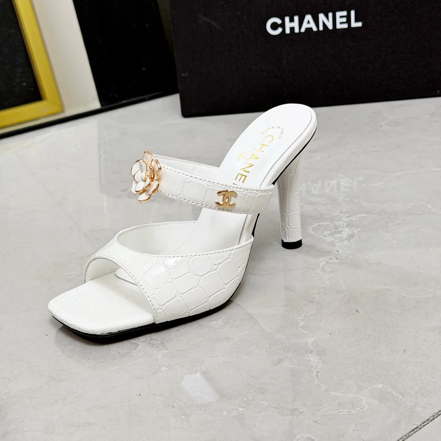 Босоножки Женские Chanel 17335029
