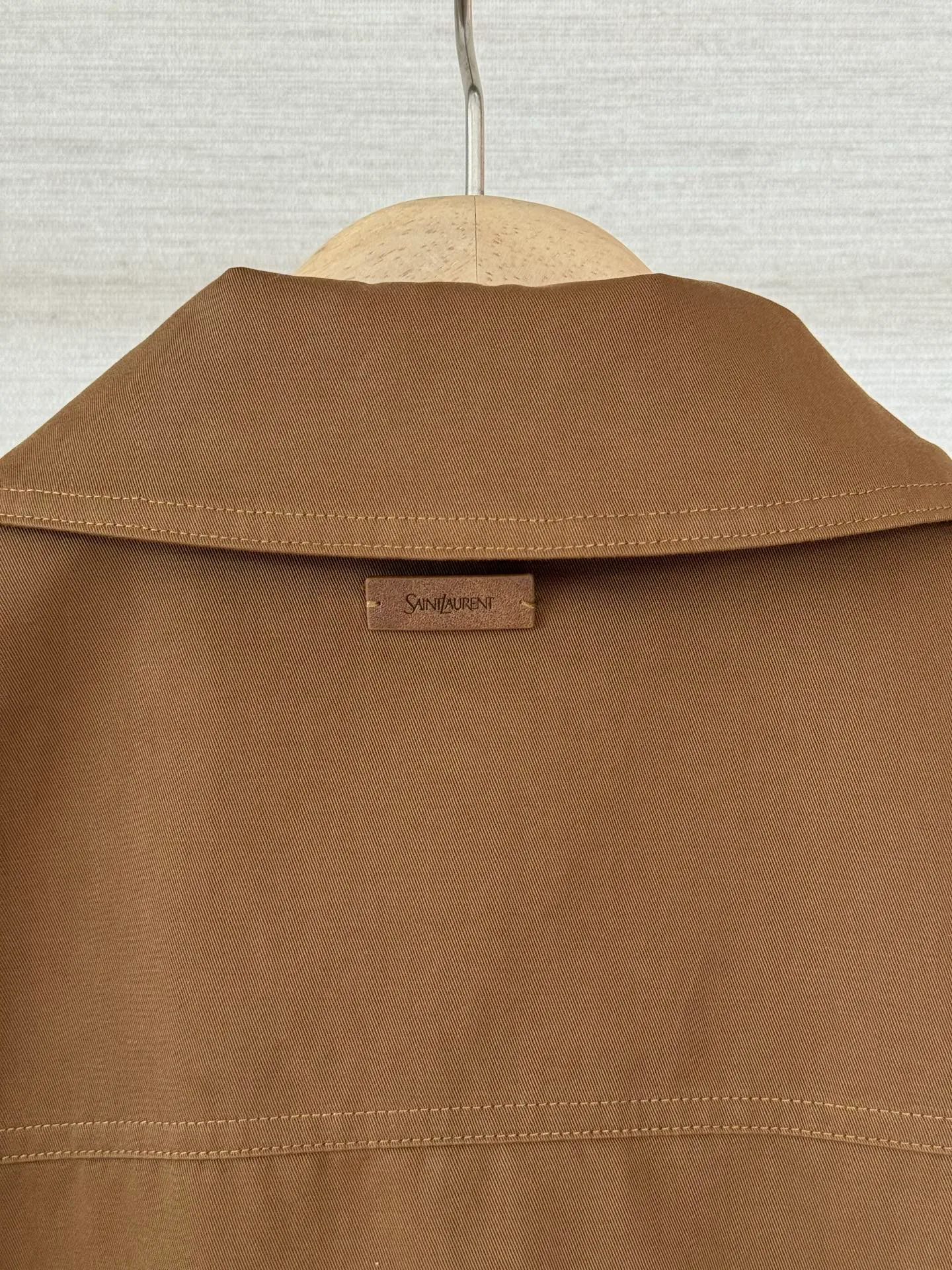 Куртки И Пуховики Женские Saint Laurent 18405495