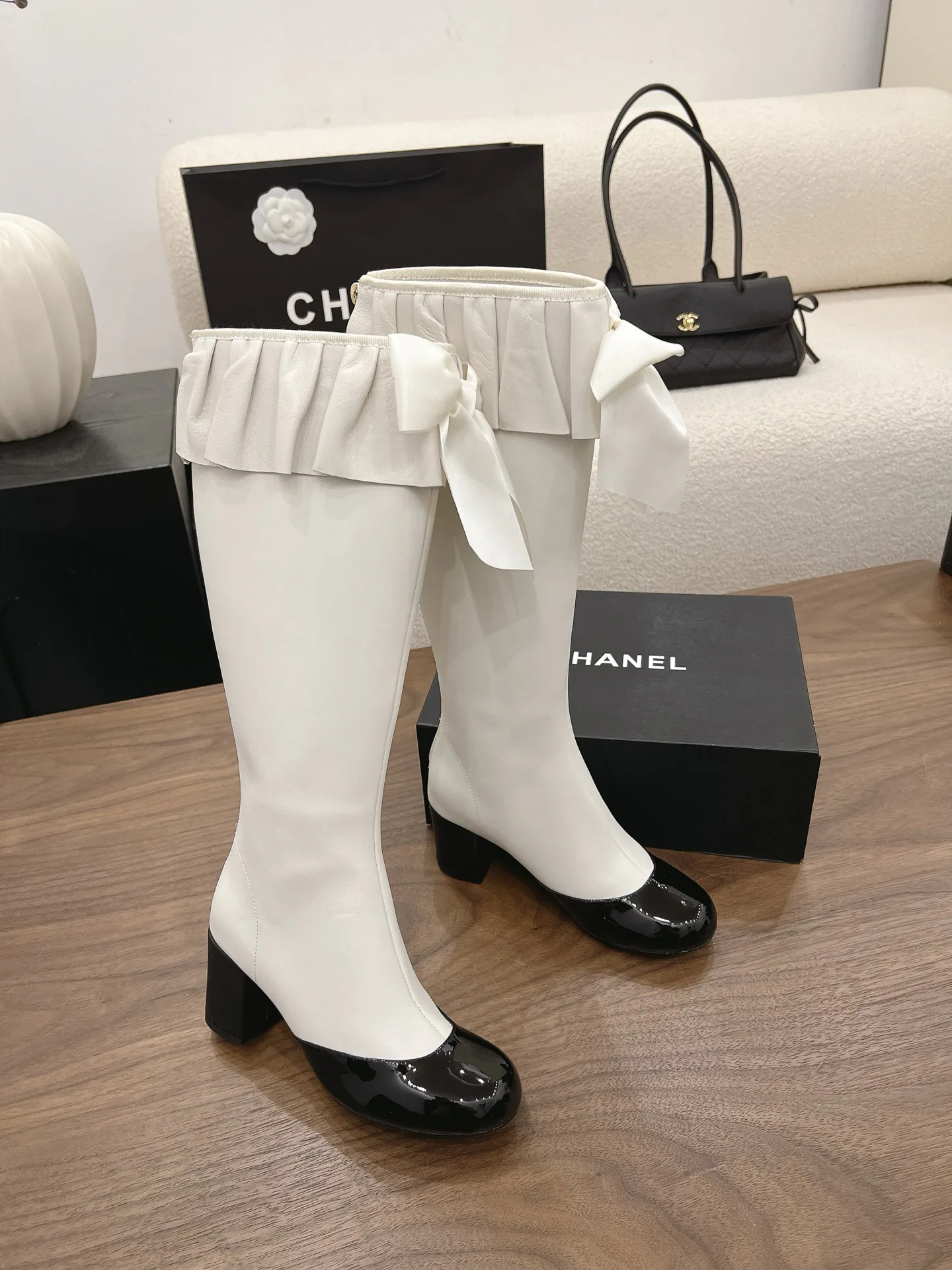 Сапоги Женские Chanel 17749586