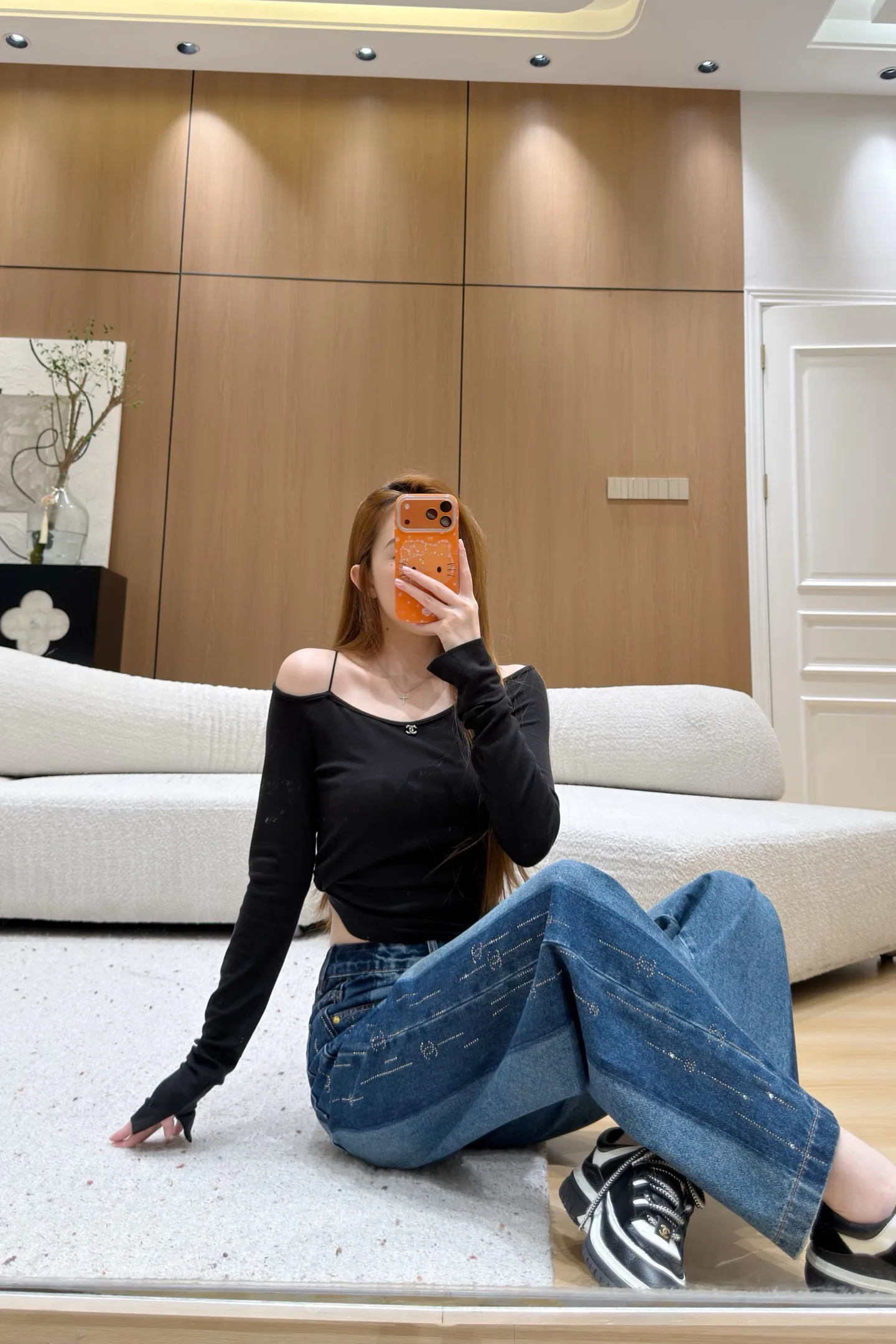 Джинсы Женские Chanel 18402371