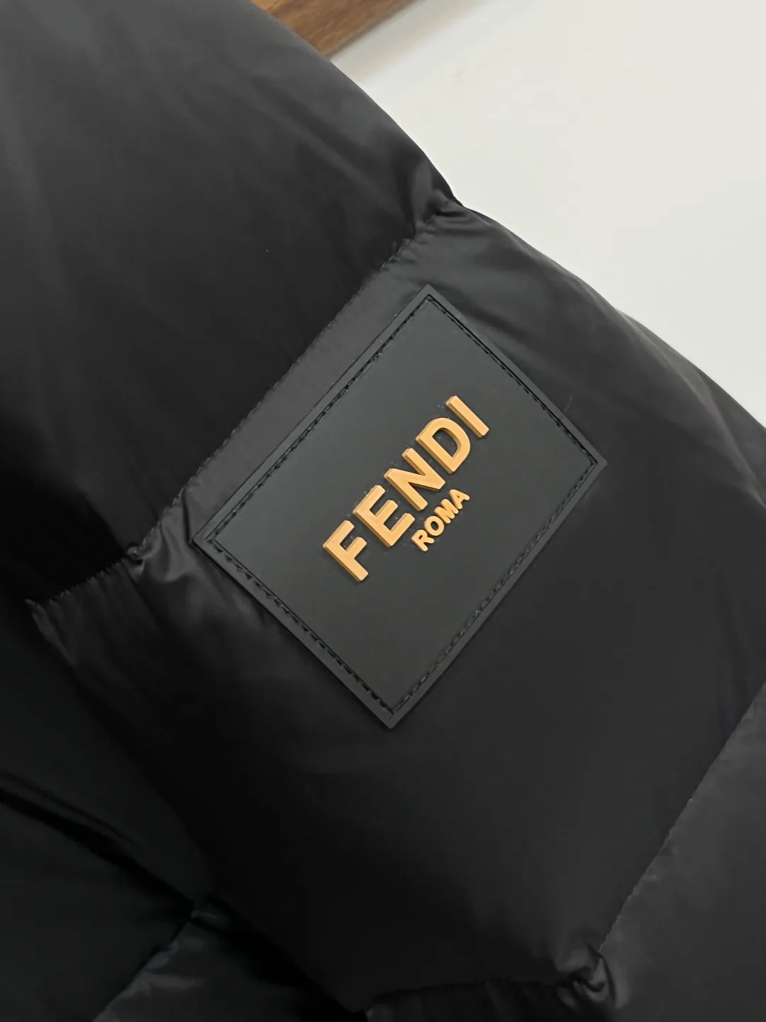 Куртки И Пуховики Мужские Fendi 560403