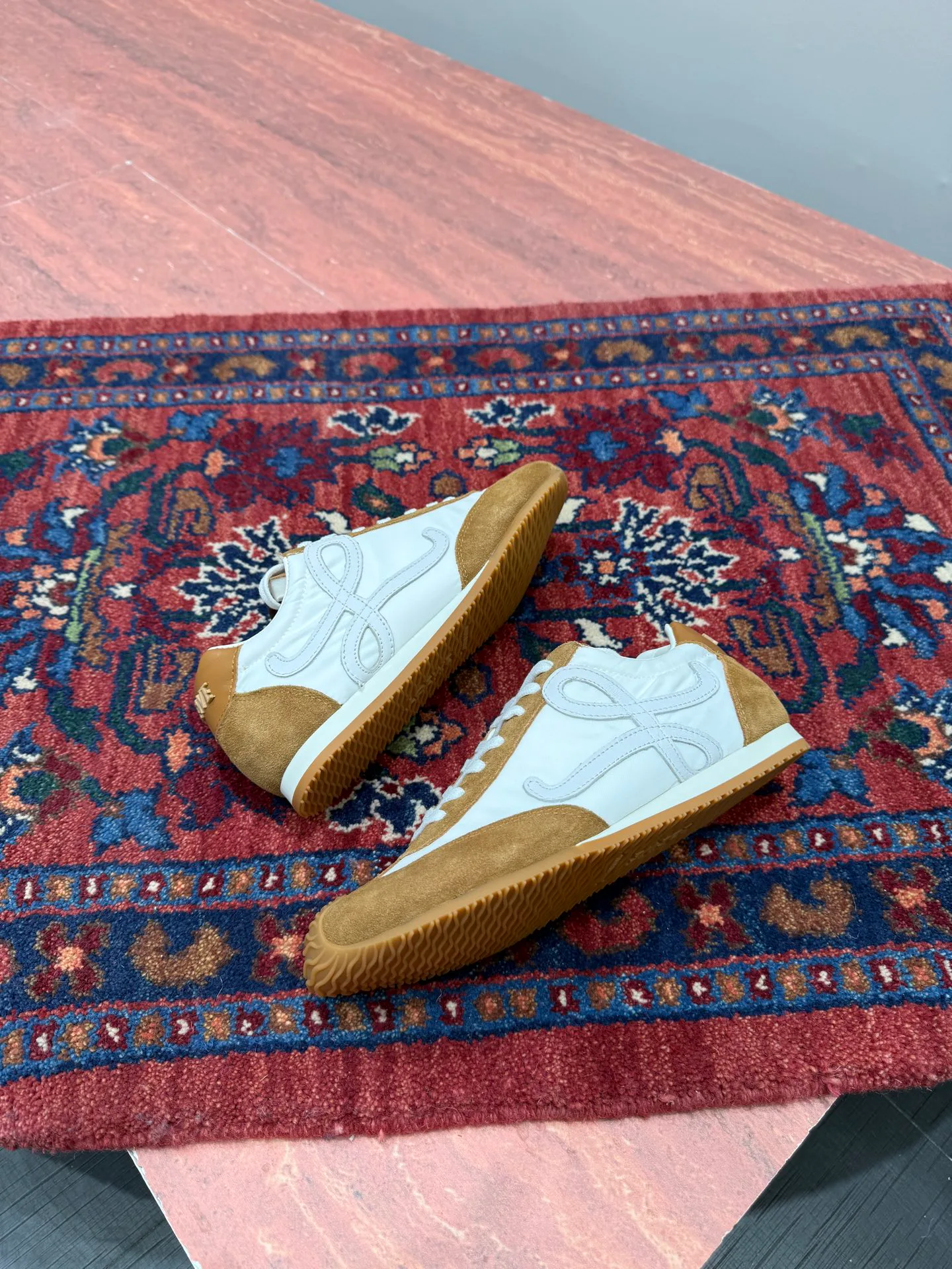 Кроссовки Женские Loewe 11250684