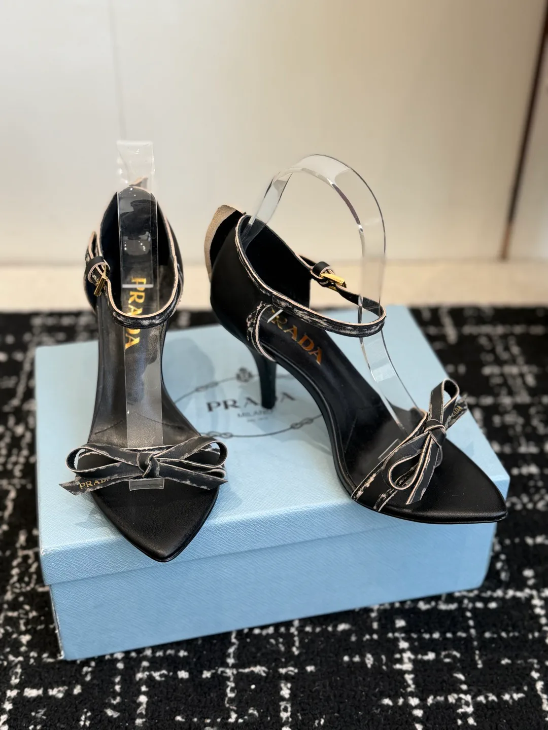 Босоножки Женские Prada 11306093