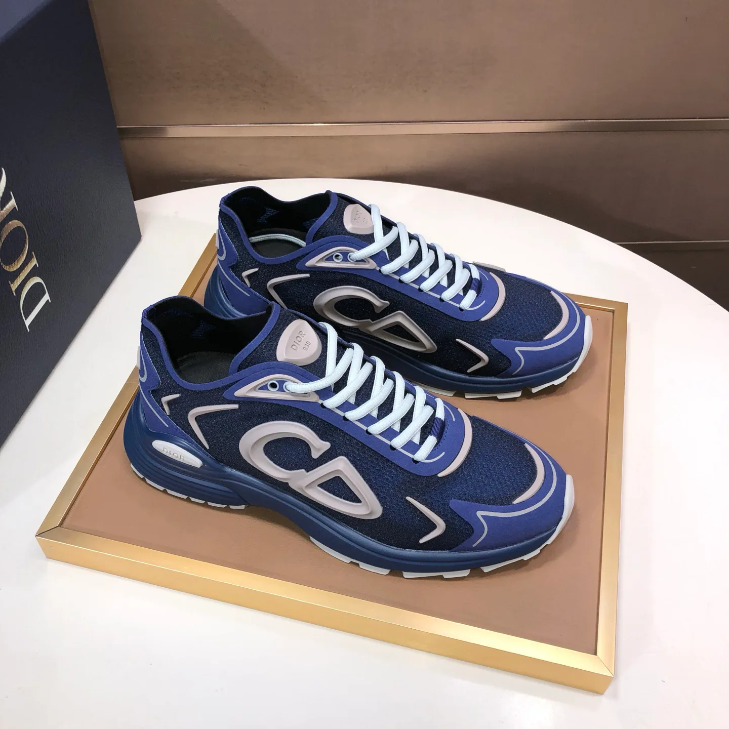 Кроссовки Мужские Christian Dior 19044029