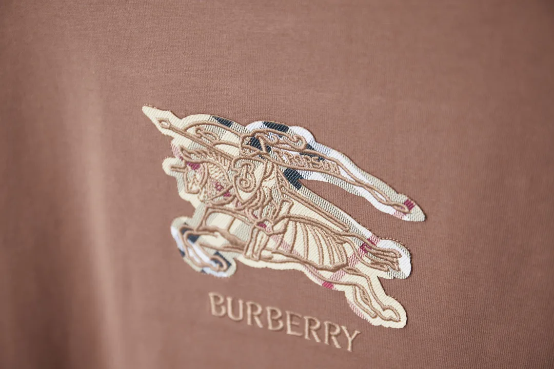Футболки Женские Burberry 10937929