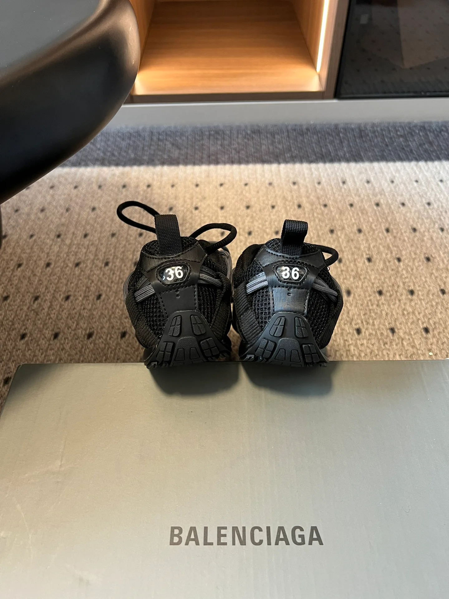 Кроссовки Женские Balenciaga 12713034