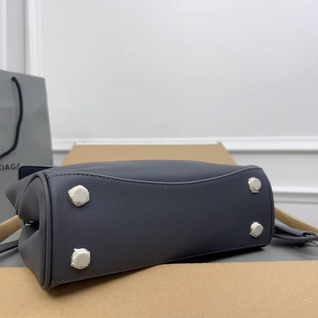 Классические Сумки Женские Balenciaga 11872224