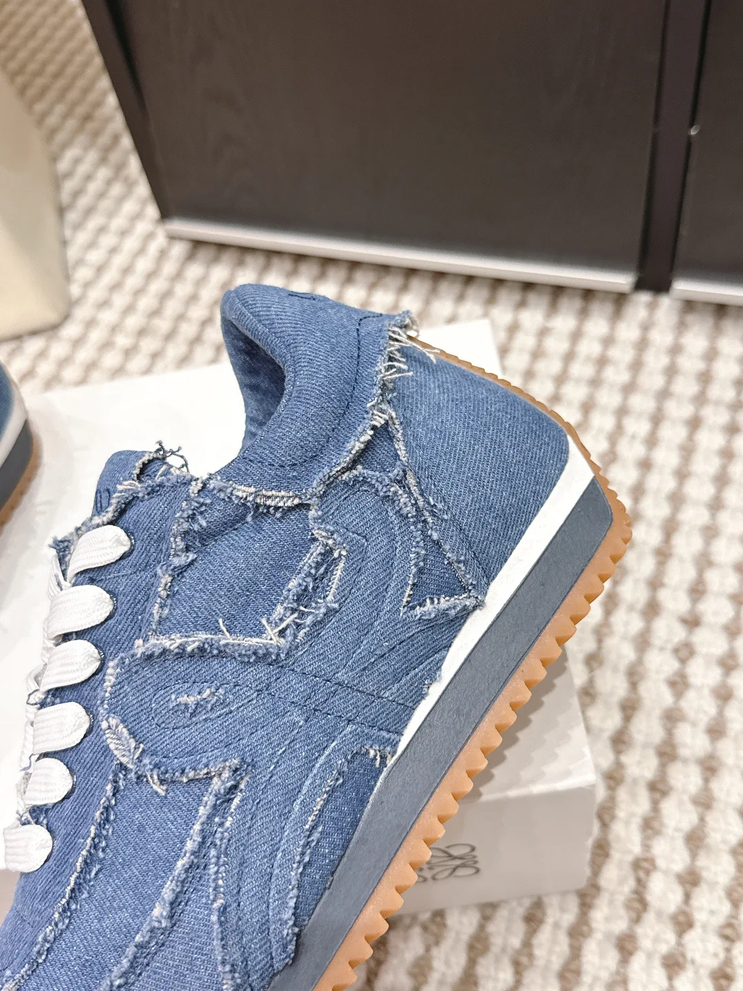 Кроссовки Женские Loewe 1866778