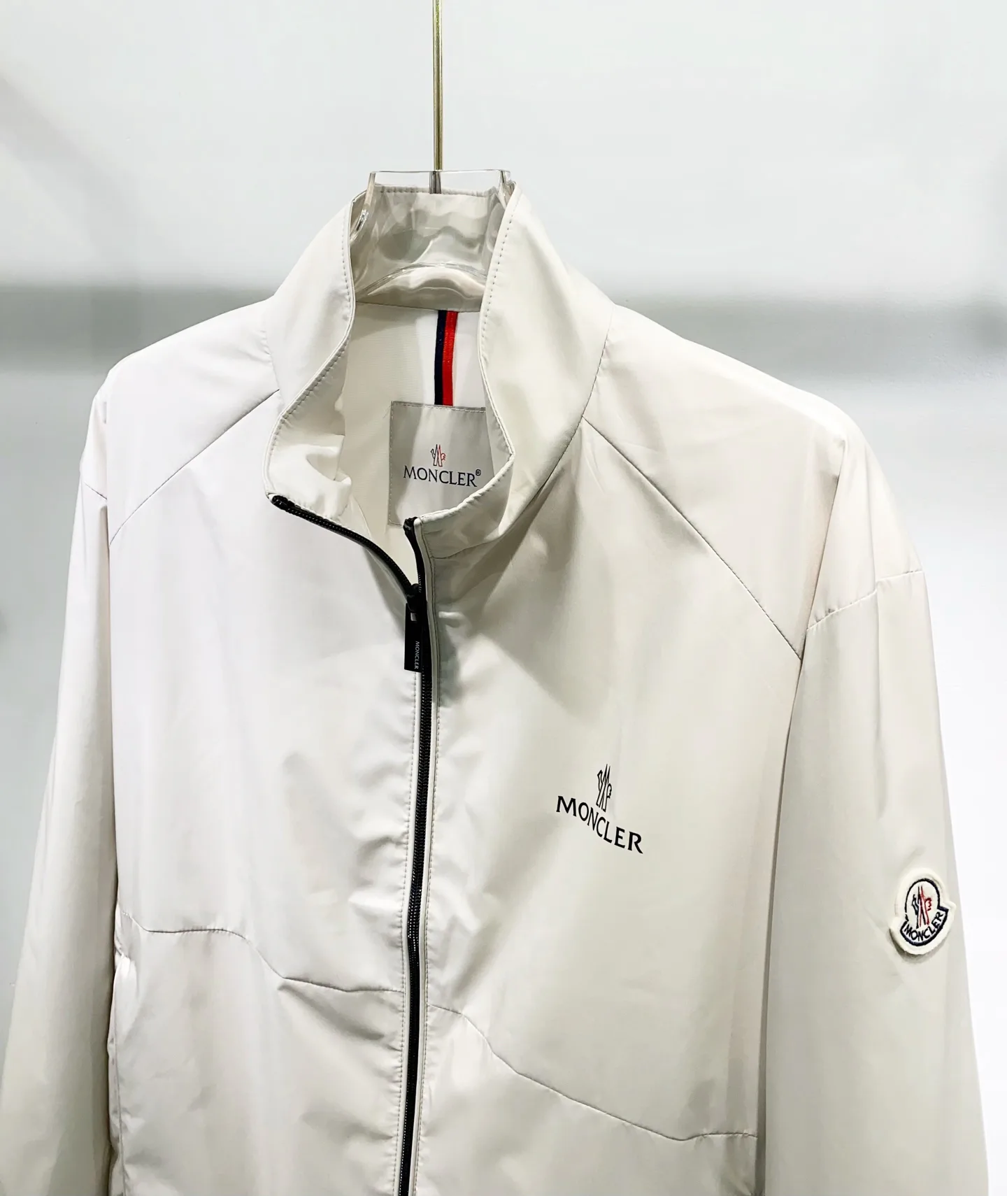 Куртки И Пуховики Мужские Moncler 12729712