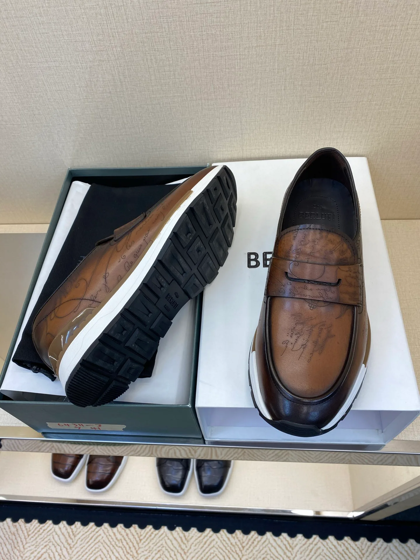 Лоферы И Туфли Мужские Berluti 18211887