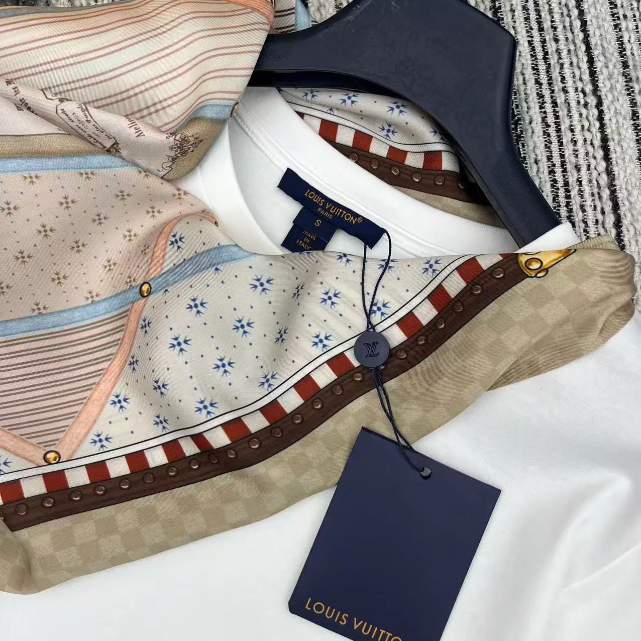Футболки Женские Louis Vuitton 12875159