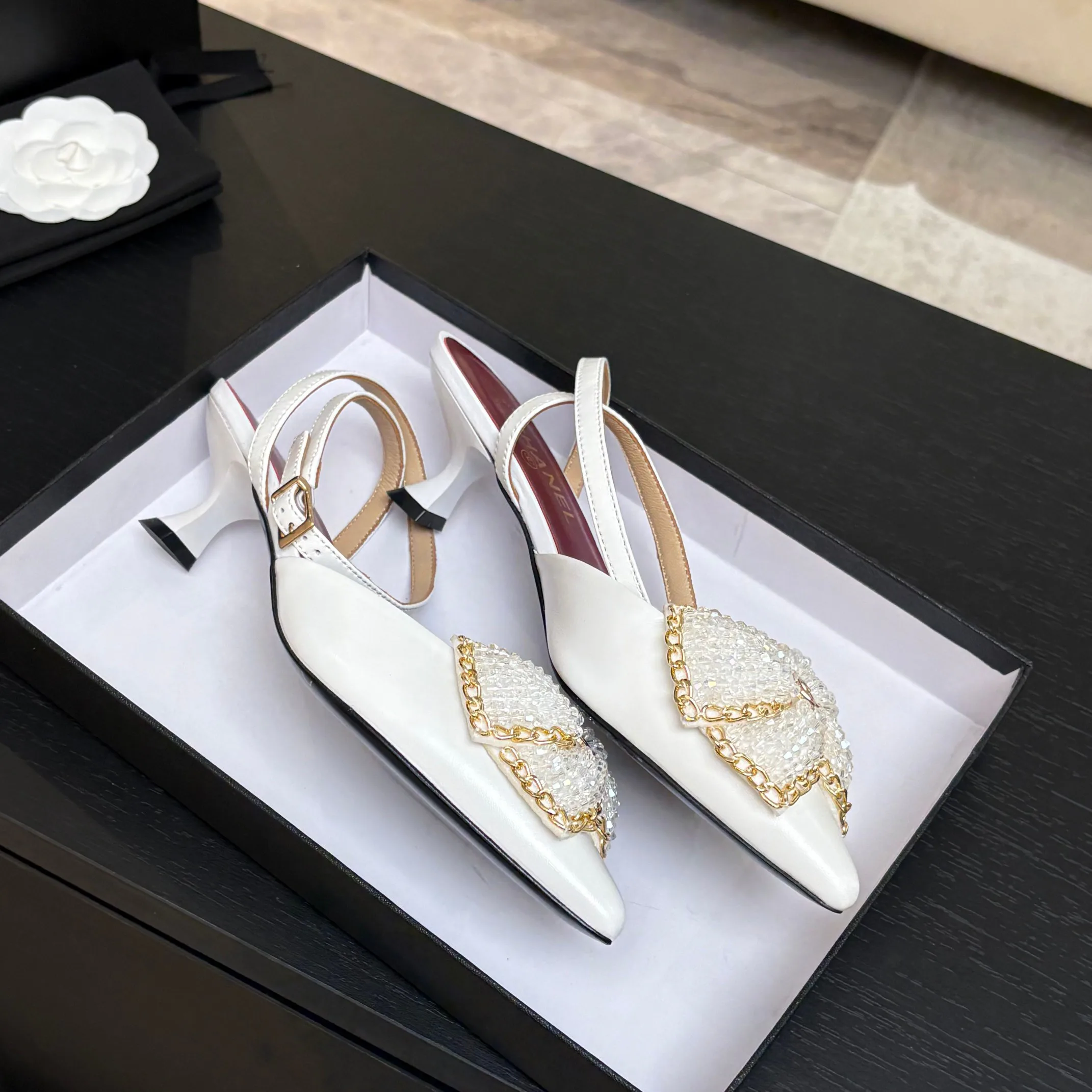 Туфли Женские Chanel 17303638