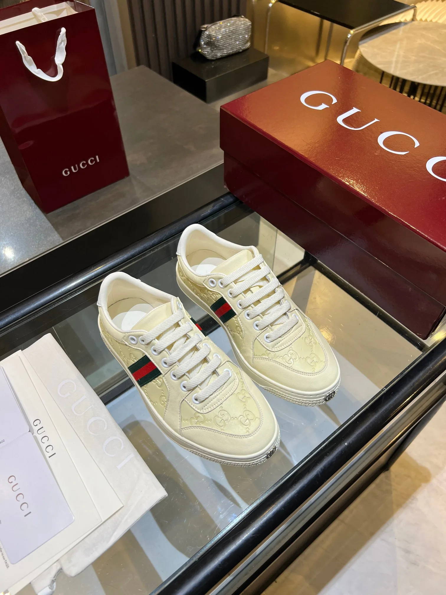 Кроссовки Женские Gucci 17131960