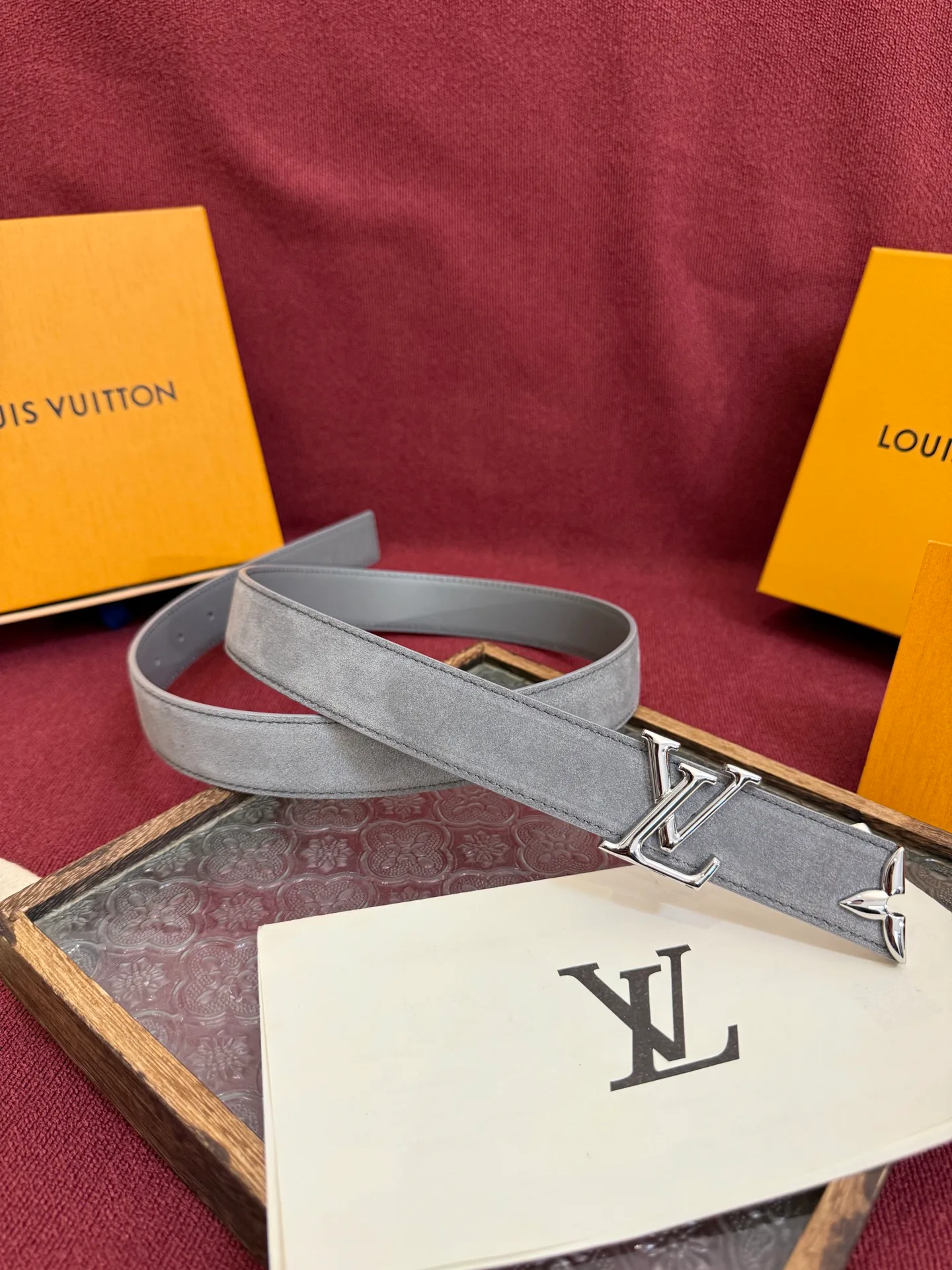 Ремни Louis Vuitton 420696