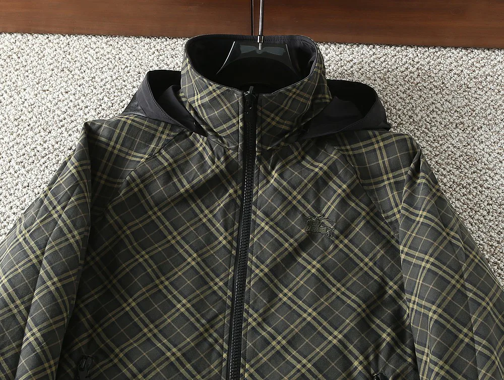 Куртки И Пуховики Мужские Burberry 1501868