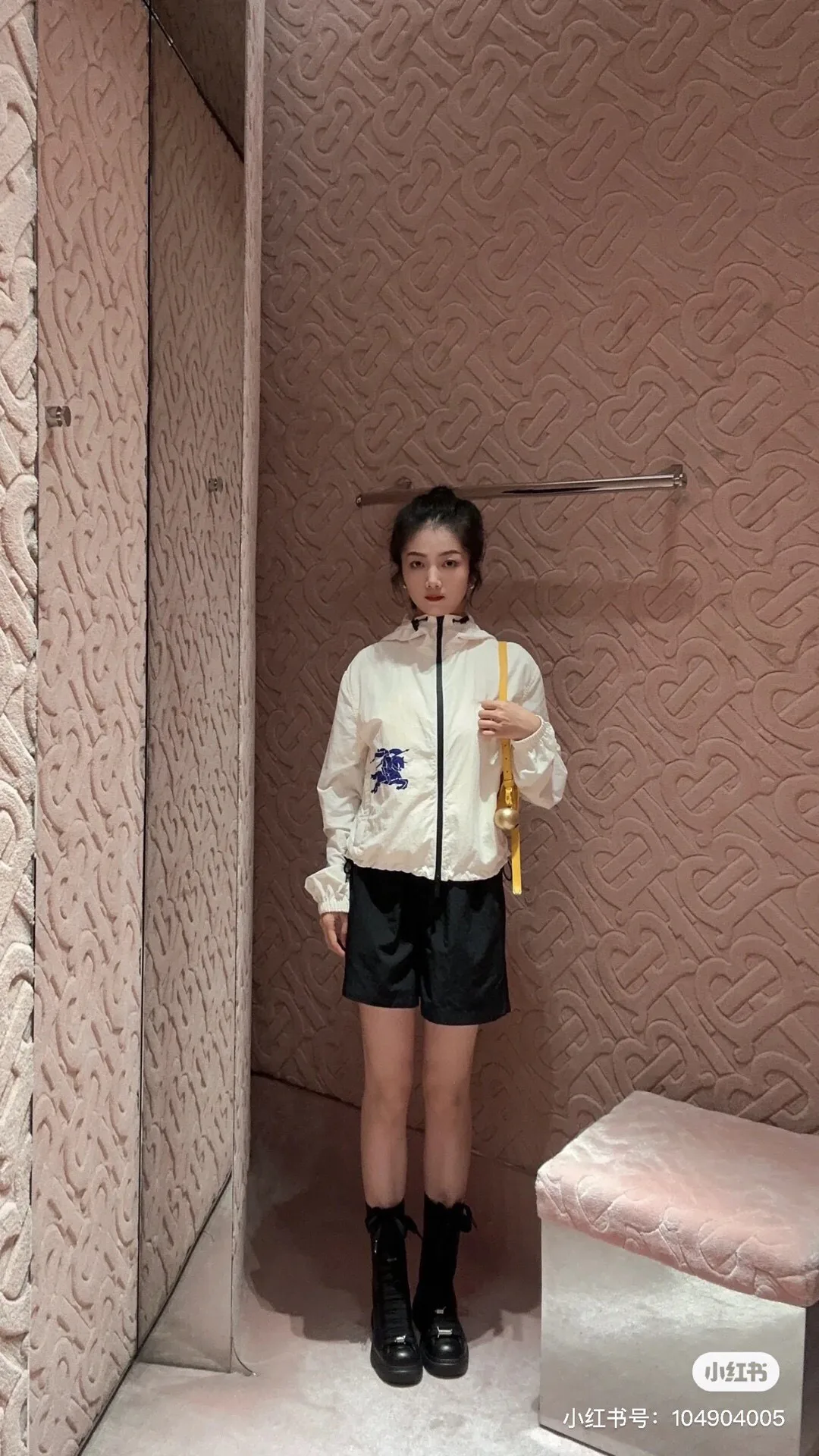 Куртки И Пуховики Женские Burberry 14599302