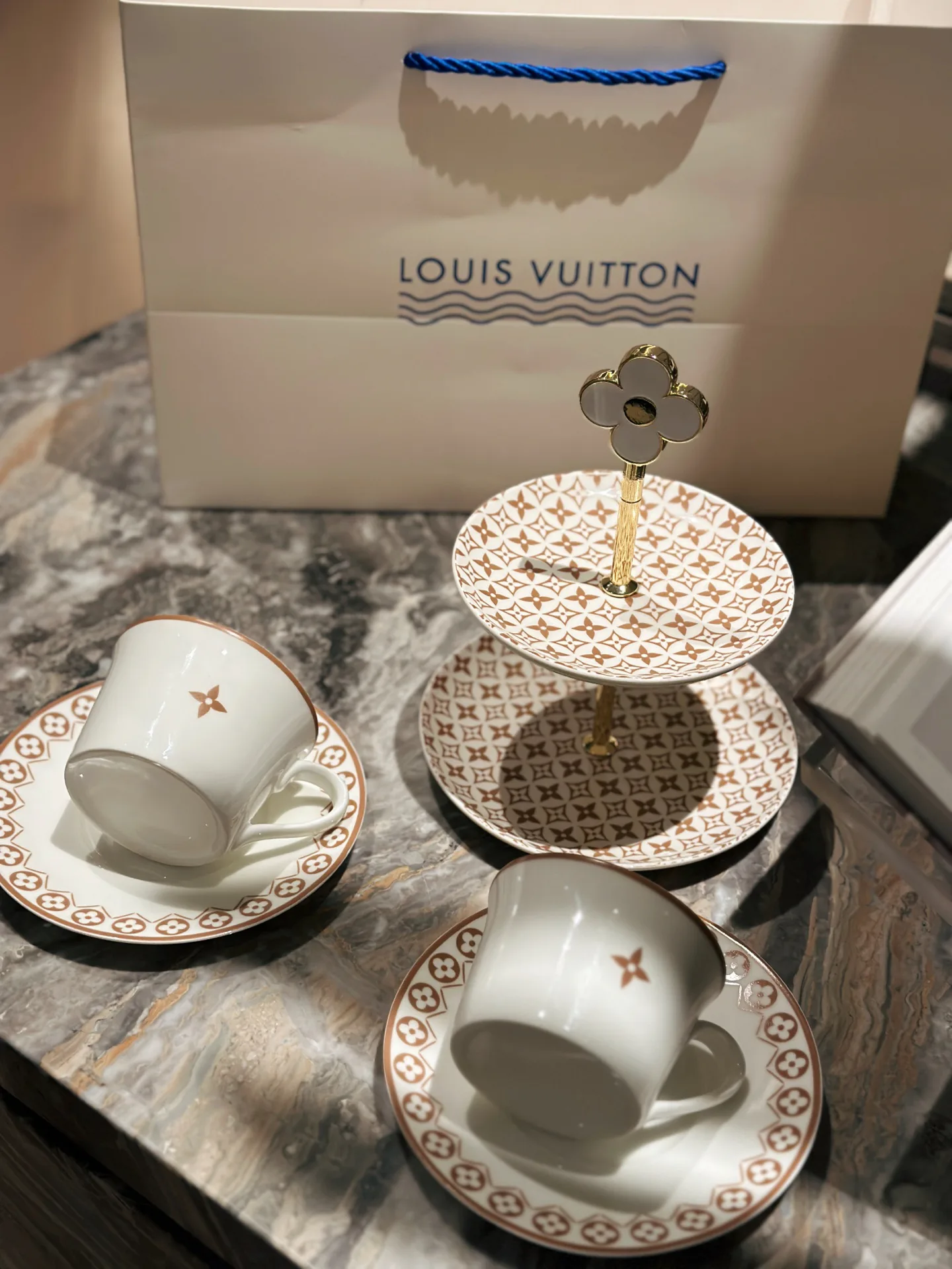 Посуда Louis Vuitton 28613