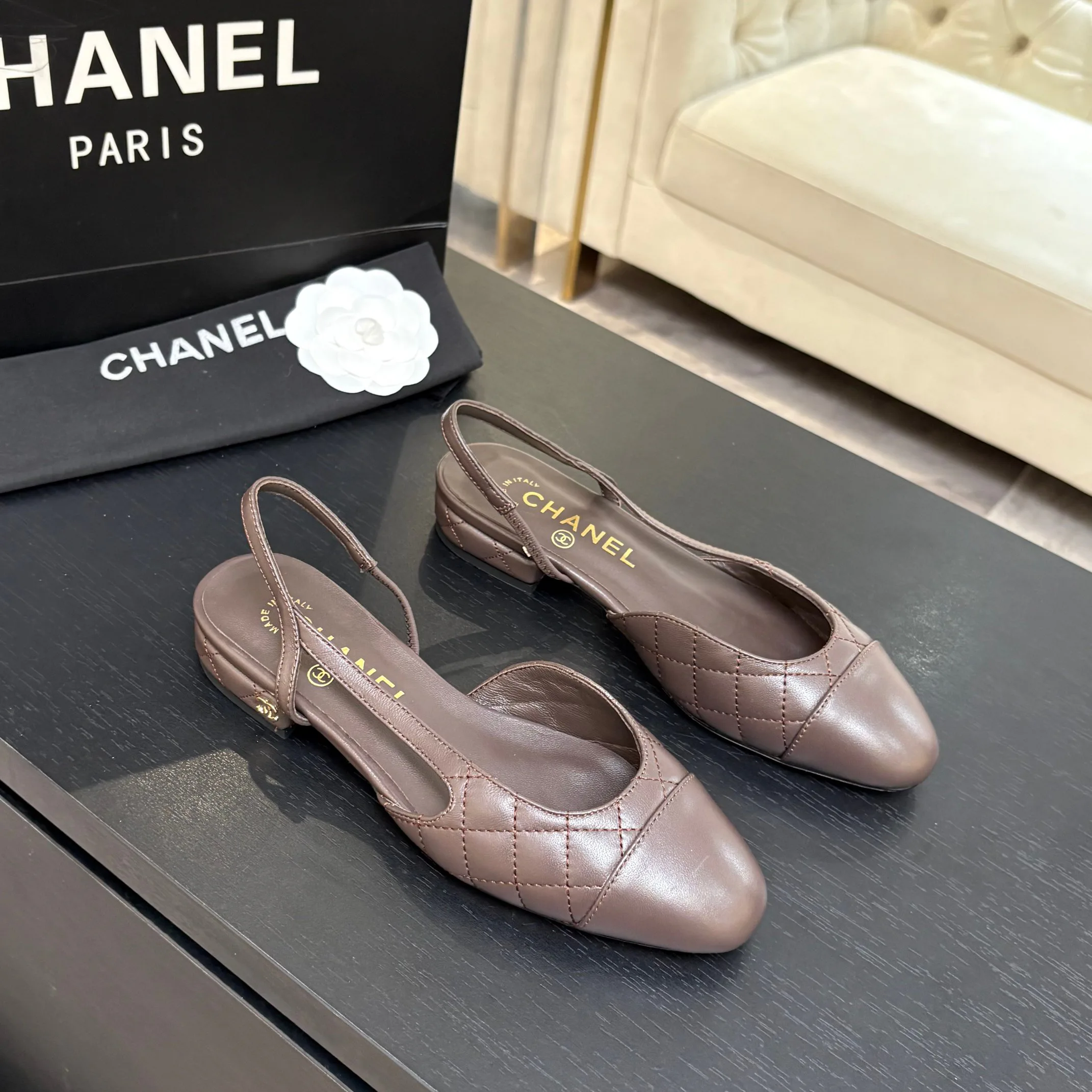 Босоножки Женские Chanel 17730814