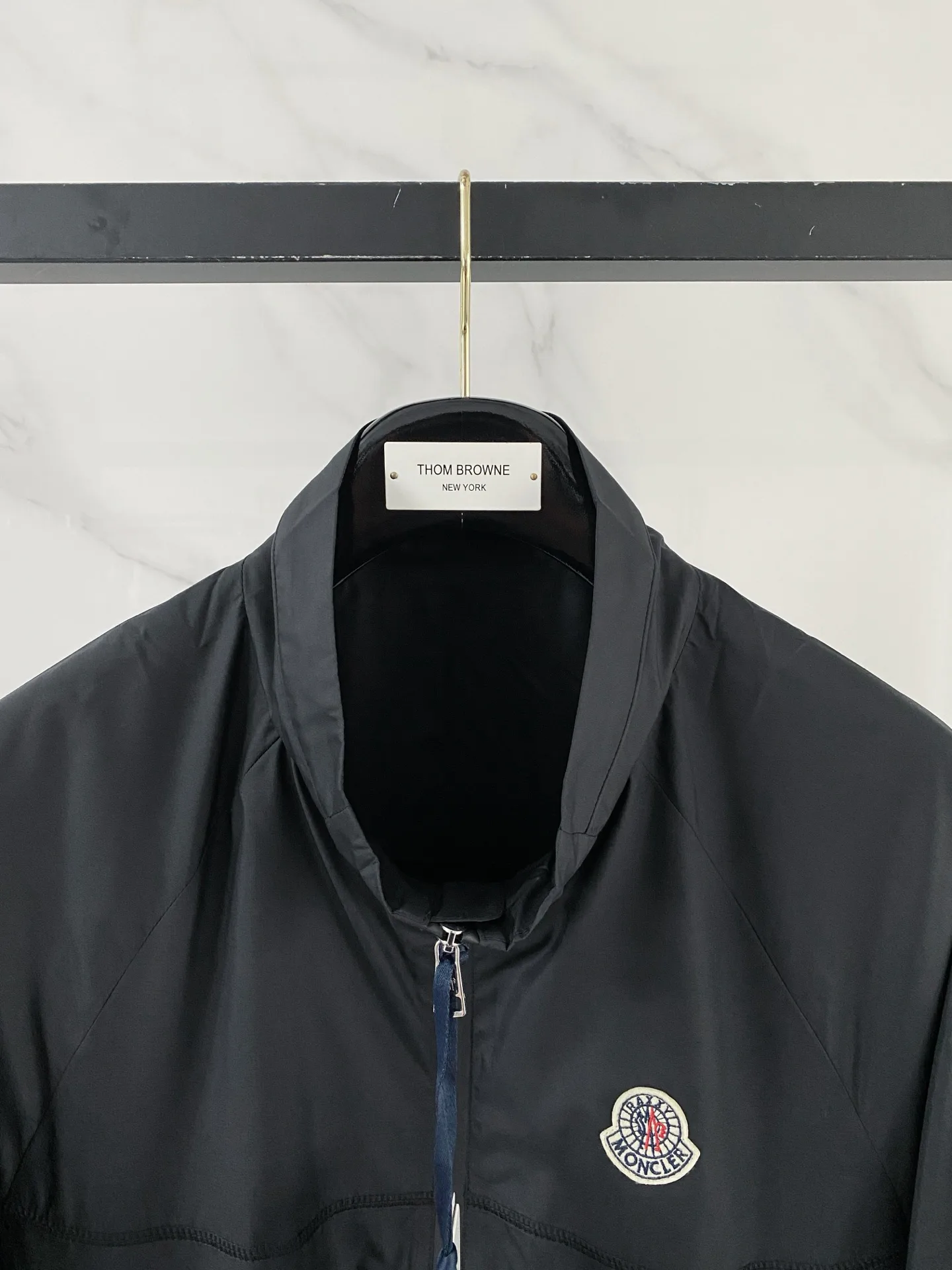 Куртки И Пуховики Мужские Moncler 10610768