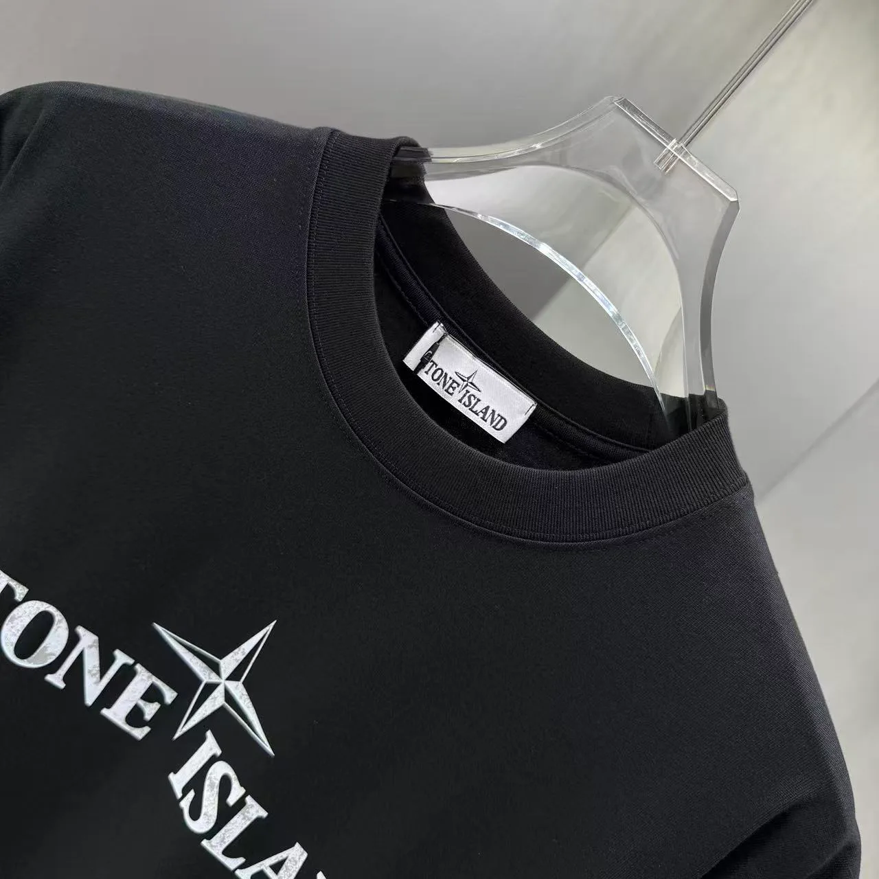 Футболки Женские Stone Island 11948562