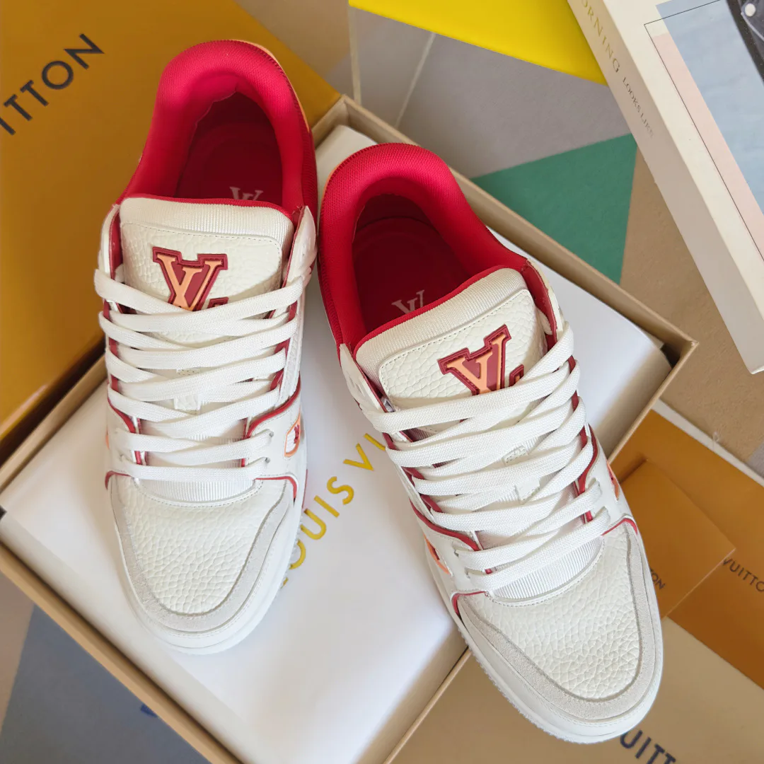 Кроссовки Женские Louis Vuitton 10646334
