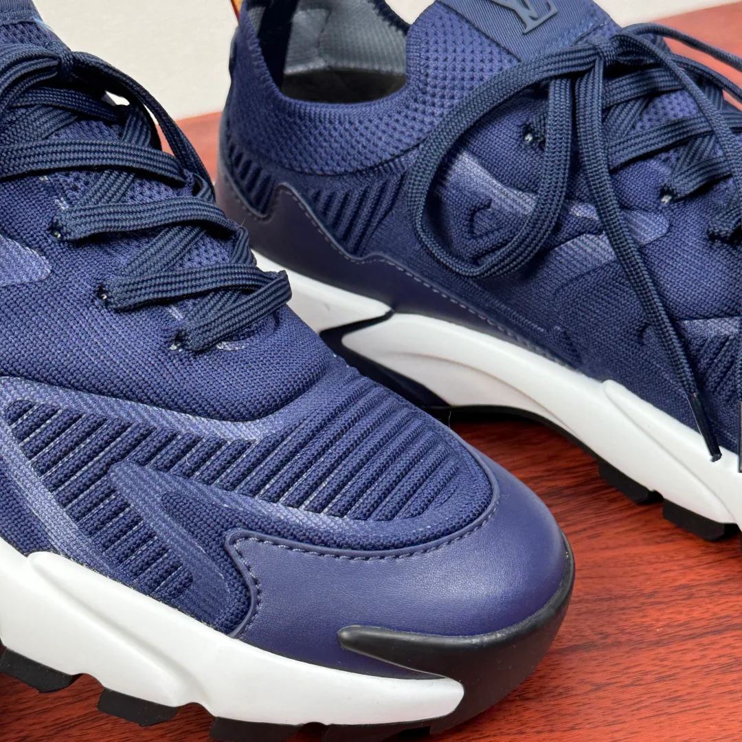 Кроссовки Мужские Louis Vuitton 4542338